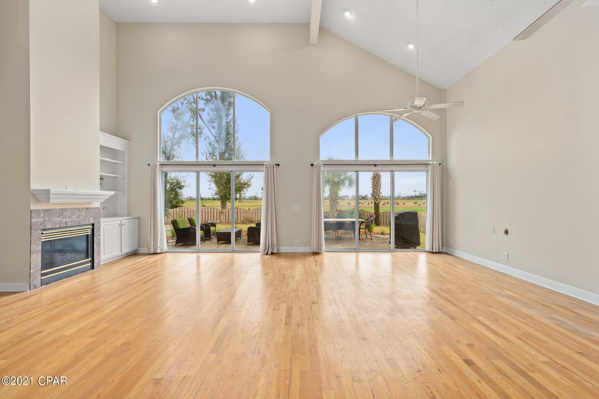 Bay Breeze - Residential