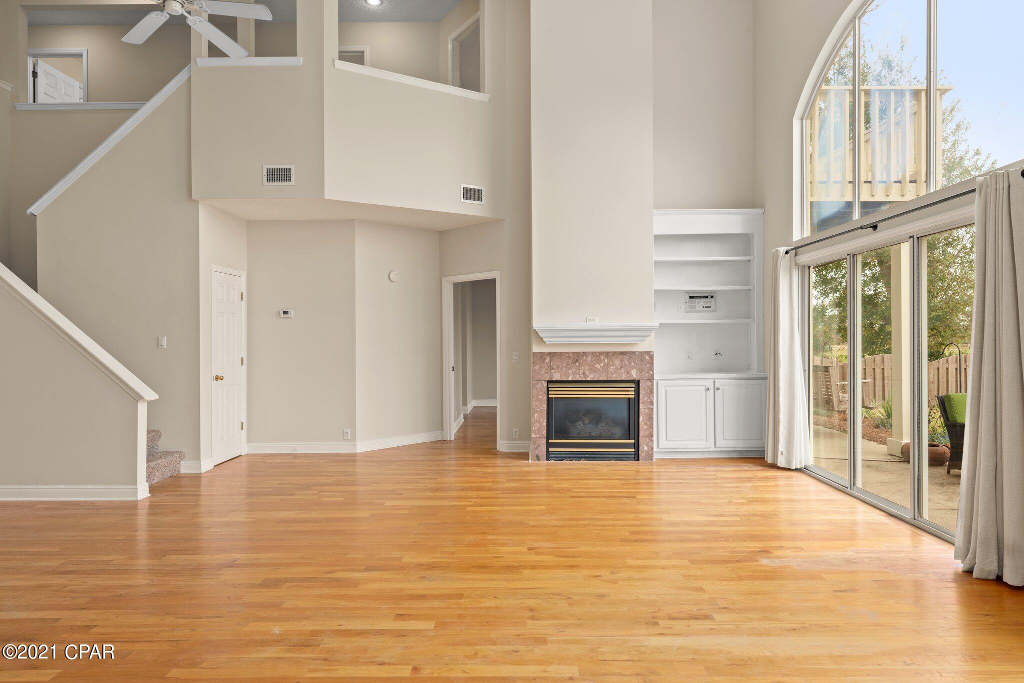 Bay Breeze - Residential