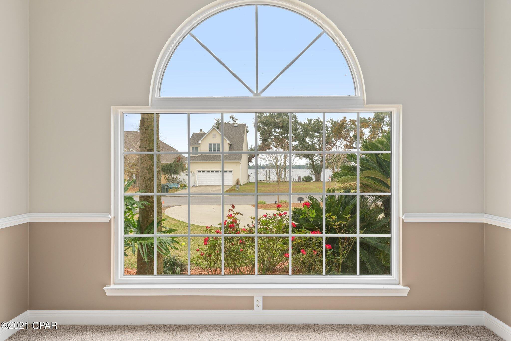 Bay Breeze - Residential