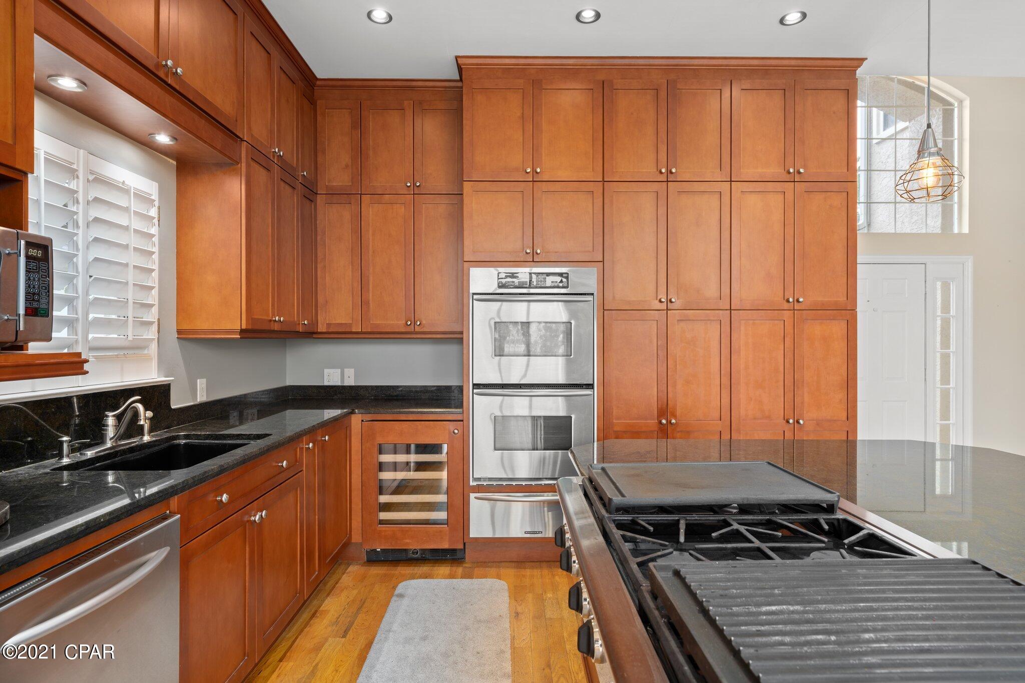 Bay Breeze - Residential