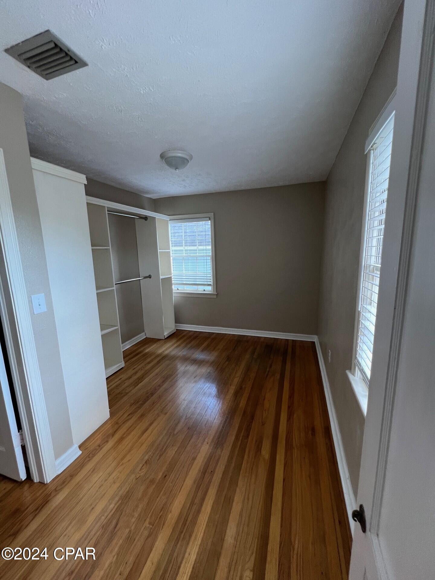 [No Recorded Subdiv] - Residential Lease