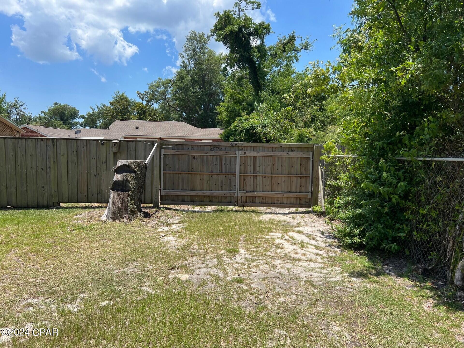 [No Recorded Subdiv] - Residential Lease