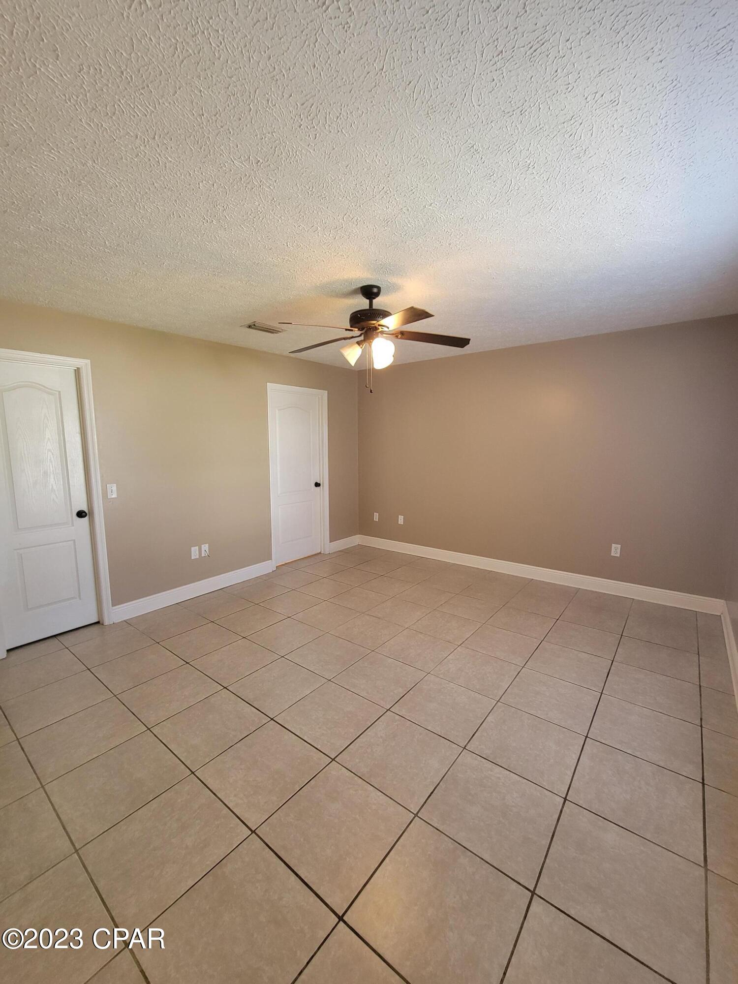 Fernwood Park - Residential Lease