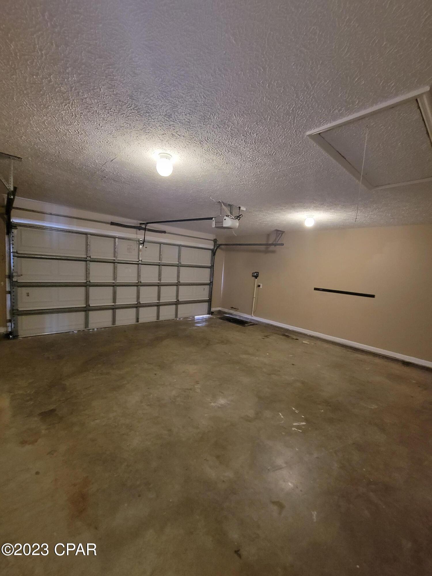 Fernwood Park - Residential Lease