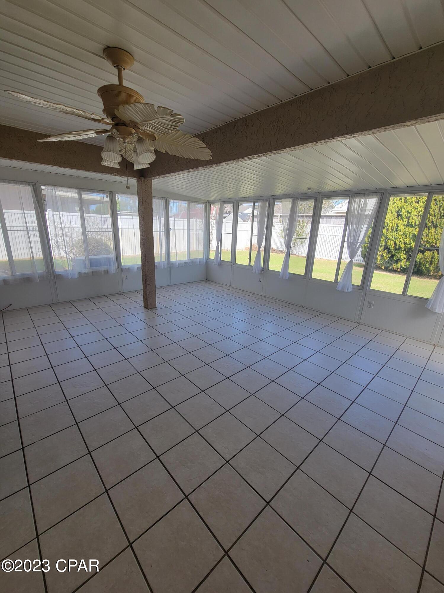 Fernwood Park - Residential Lease