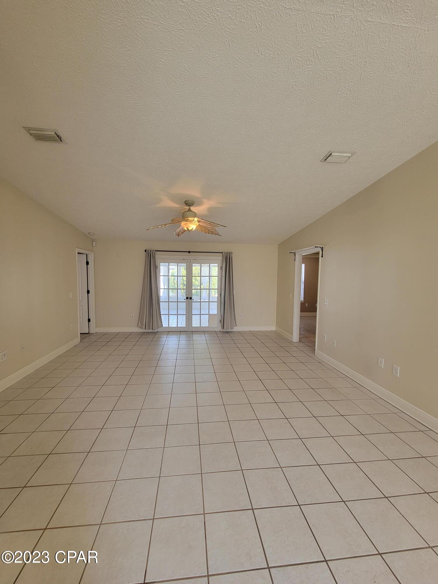 Fernwood Park - Residential Lease