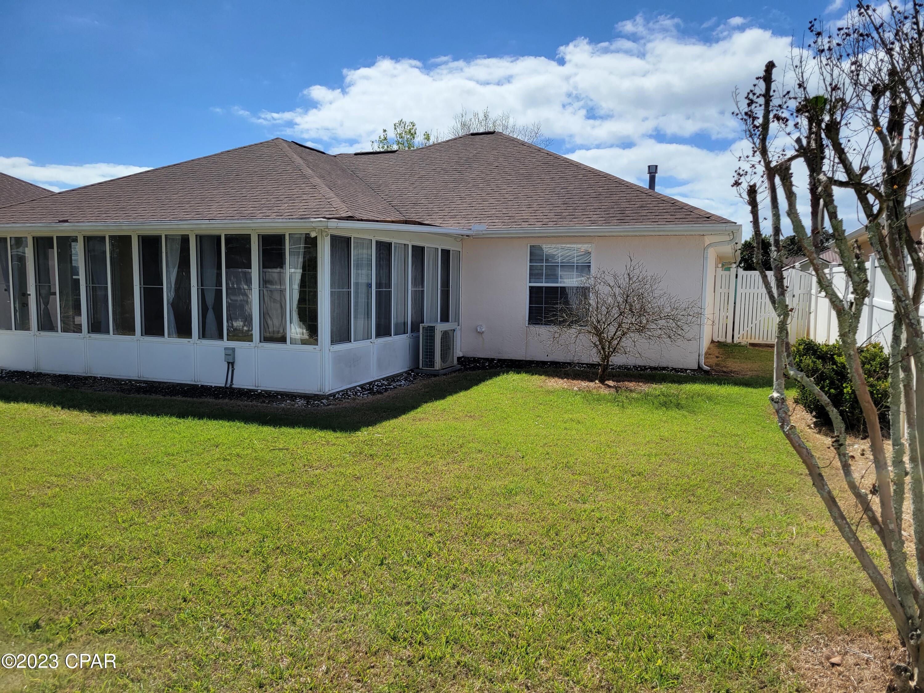 Fernwood Park - Residential Lease