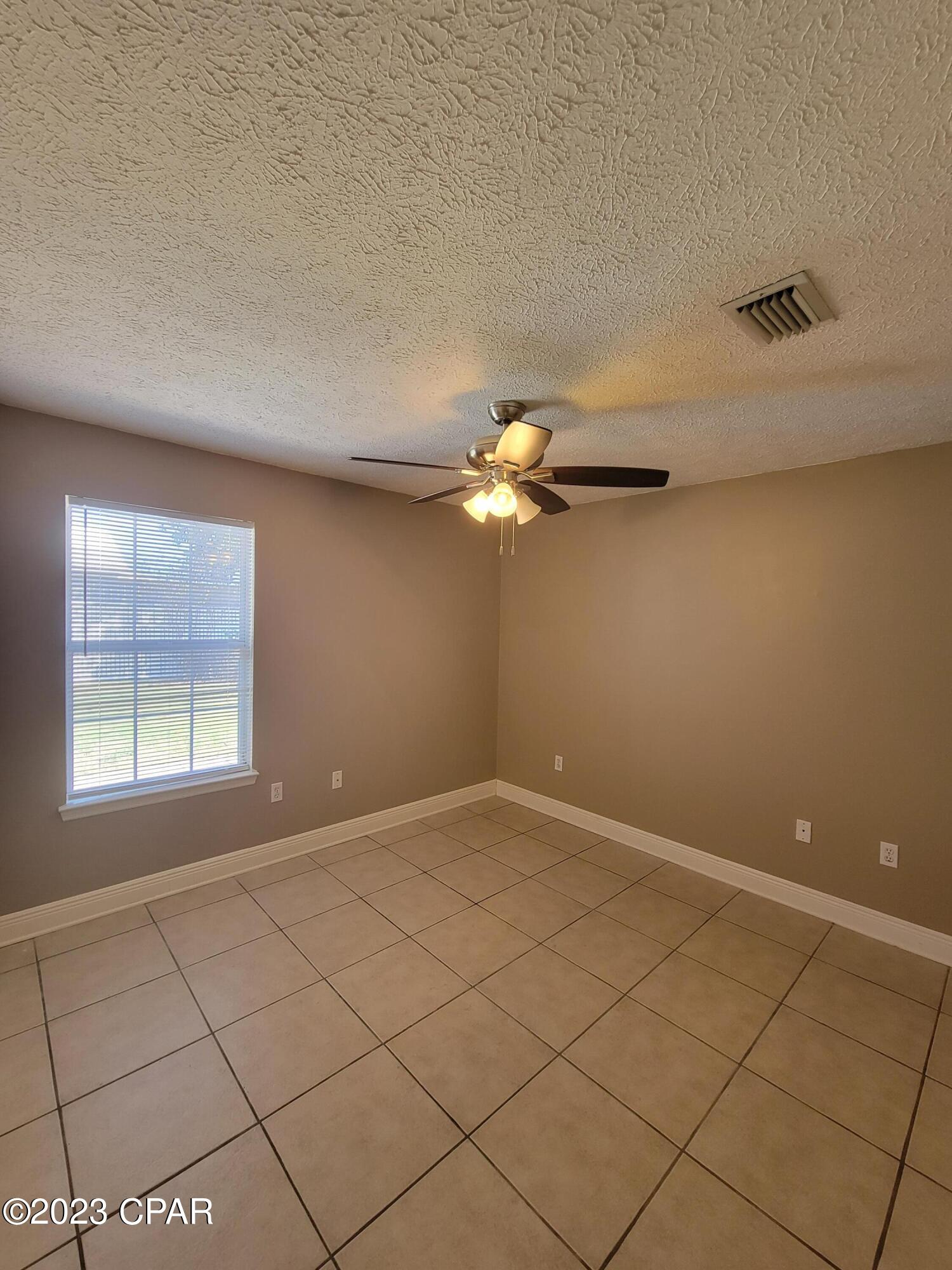 Fernwood Park - Residential Lease