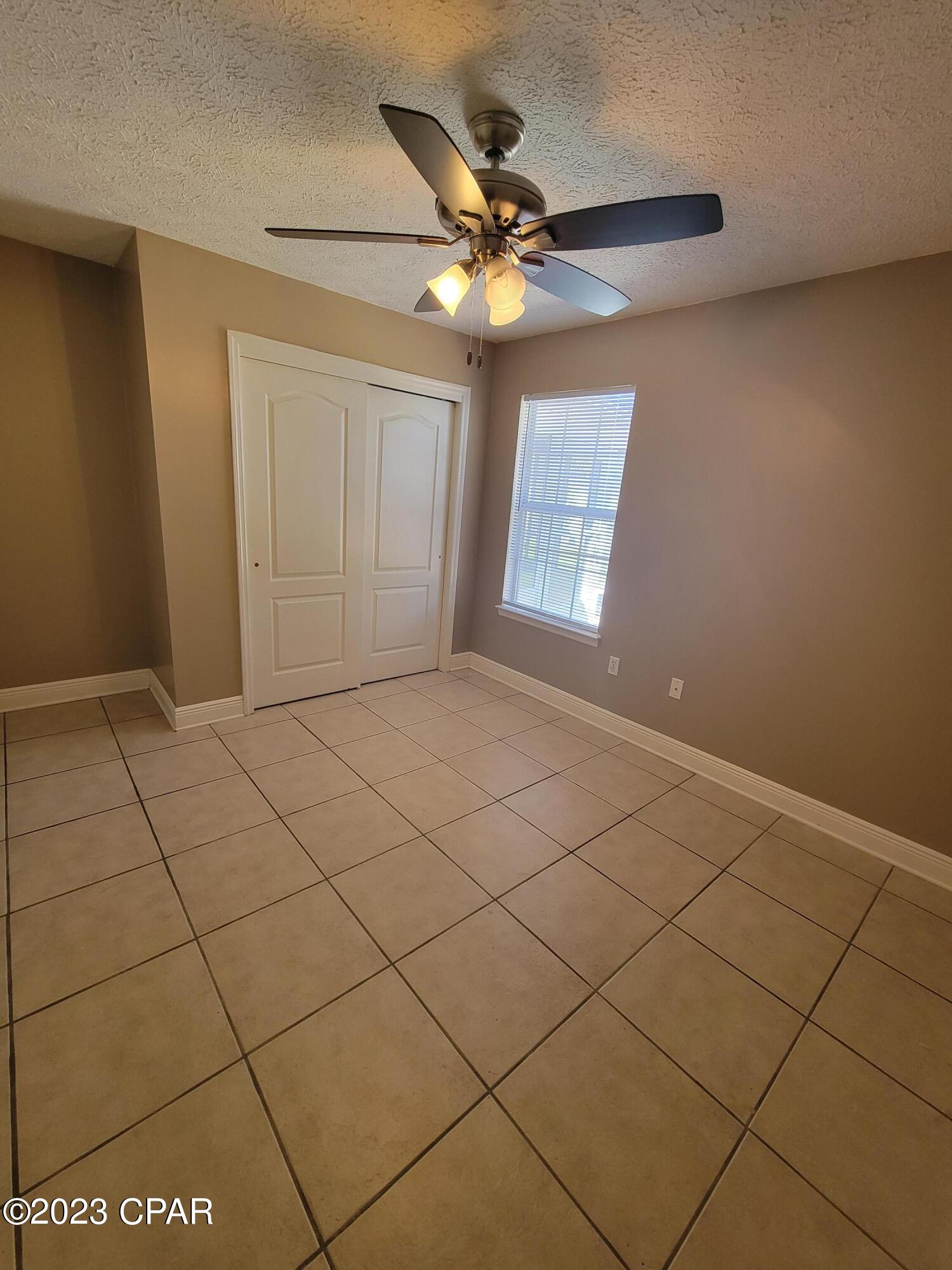 Fernwood Park - Residential Lease