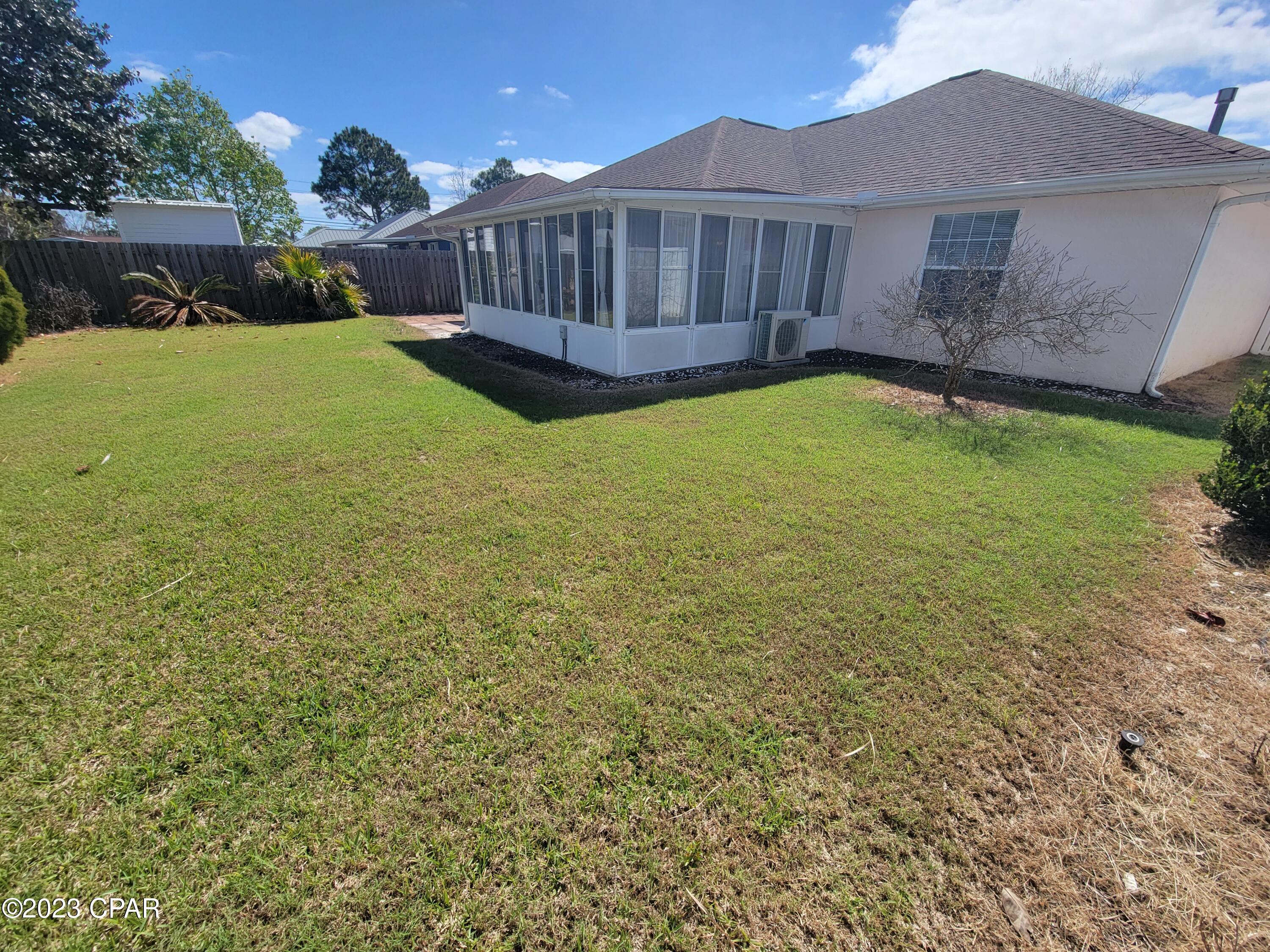 Fernwood Park - Residential Lease