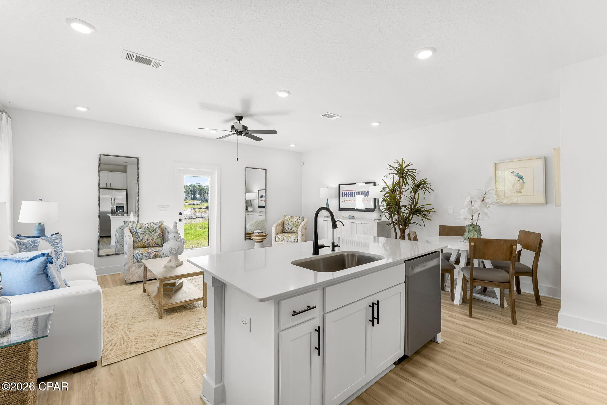 Colonial Landing - Residential