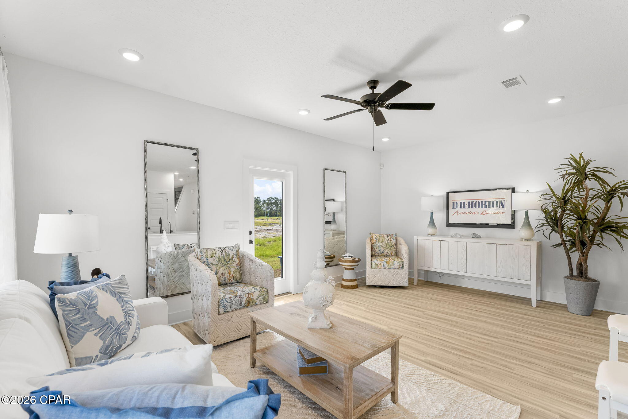 Colonial Landing - Residential