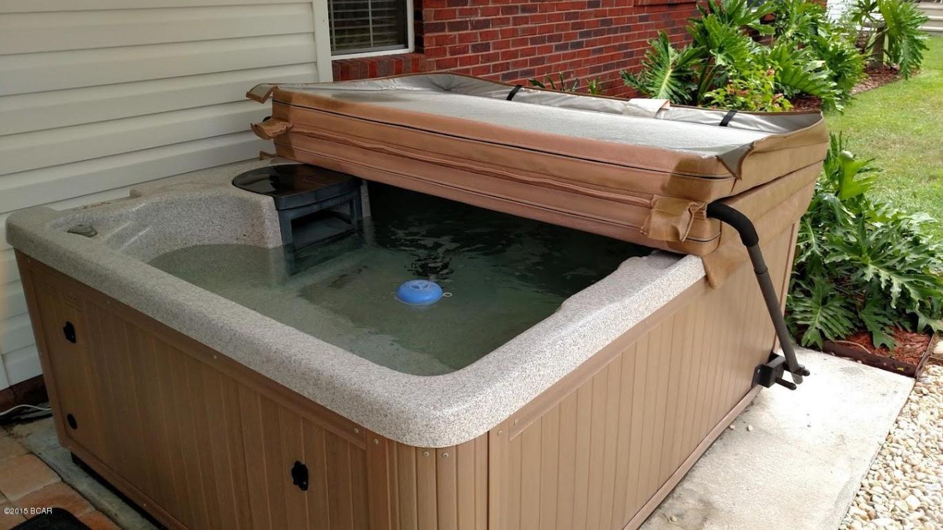 Mowat Highlands Ph X - Residential