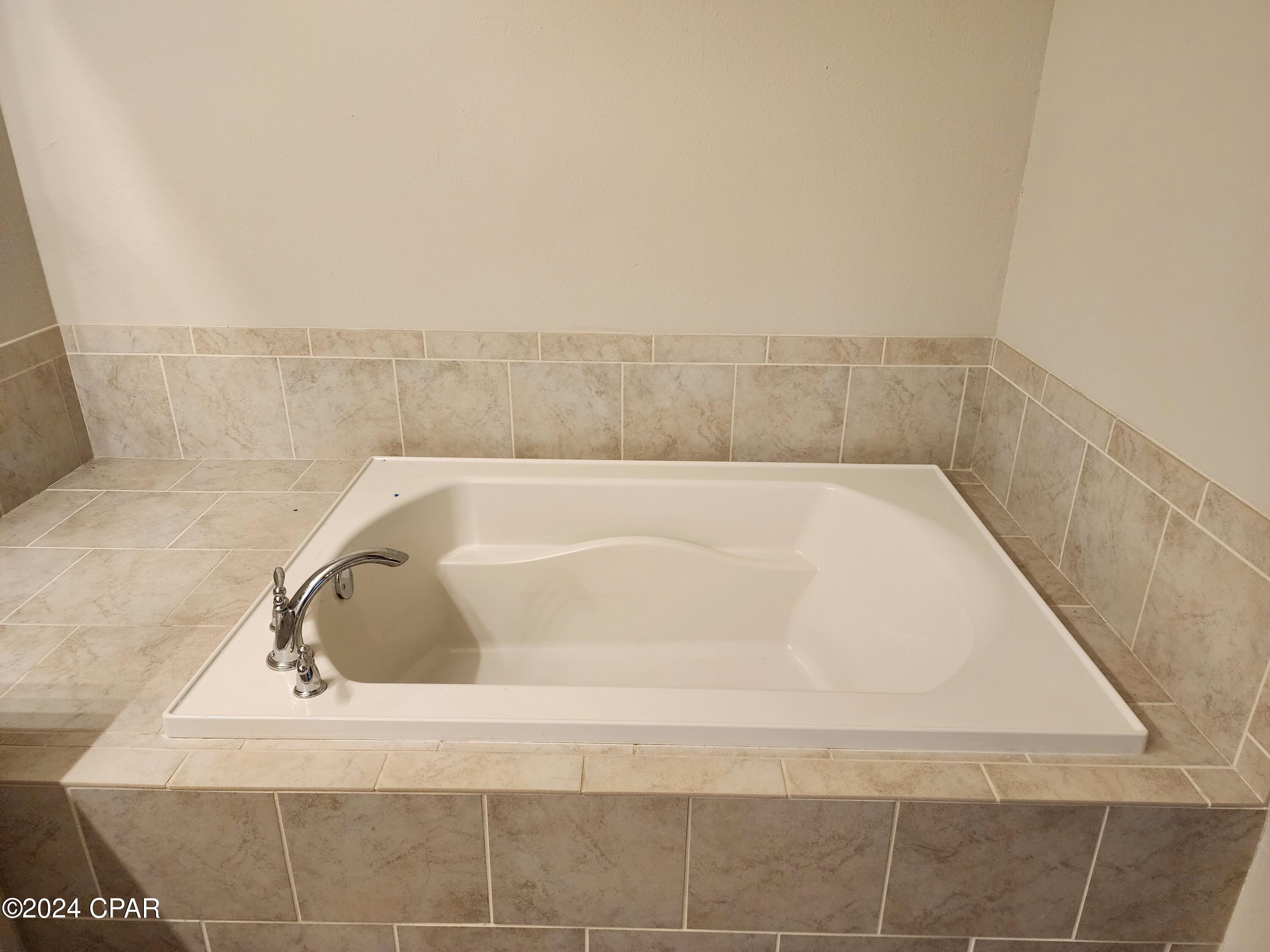 Waterfall Phase I - Residential Lease