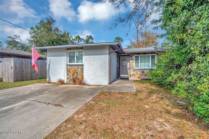 CURRENTLY UNDER CONTRACT, SELLER WILL CONSIDER BACKUP OFFERS' 


Charming 3 Bed 2 Bath Attached single family in Desirable Lynn Haven, FL 

Welcome to this delightful completely renovated 3 bedroom, 2 bathroom  nestled in the heart of Lynn Haven, FL. Boasting a convenient location, modern amenities, and ample living space, this property offers the perfect blend of comfort and functionality for a variety of lifestyles.

Upon entering, you'll be greeted by a spacious living area featuring abundant natural light and tasteful finishes. The kitchen is equipped with modern appliances and ample cabinet space. The master bedroom boasts an en-suite bathroom and generous closet space, while the additional bedrooms offer flexibility for guests, a home office, or hobbies.

The exterior of the property features a well-maintained yard and a private patio, perfect for enjoying the Florida sunshine or hosting outdoor gatherings. The duplex is part of a friendly community and is located just minutes away from local parks, schools, and shopping centers, offering the convenience of urban amenities without sacrificing suburban tranquility.

Lynn Haven is renowned for its scenic beauty, coastal charm, and easy access to recreational activities such as boating, fishing, and beach combing. With its close proximity to Panama City and the stunning Gulf Coast beaches, this property presents an excellent opportunity to enjoy the best of Florida living.

Don't miss the chance to make this wonderful property your new home! Contact us today to schedule a showing and experience the lifestyle this property has to offer.