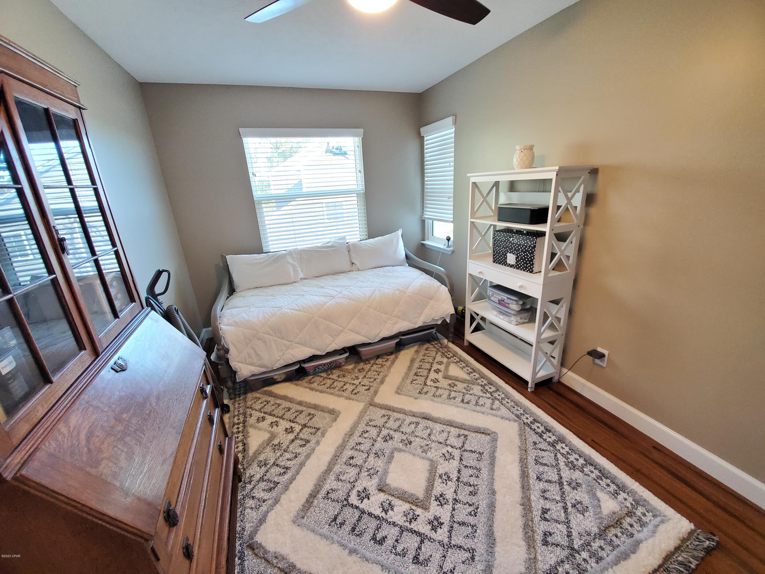 Shadow Bay Unit 1 - Residential