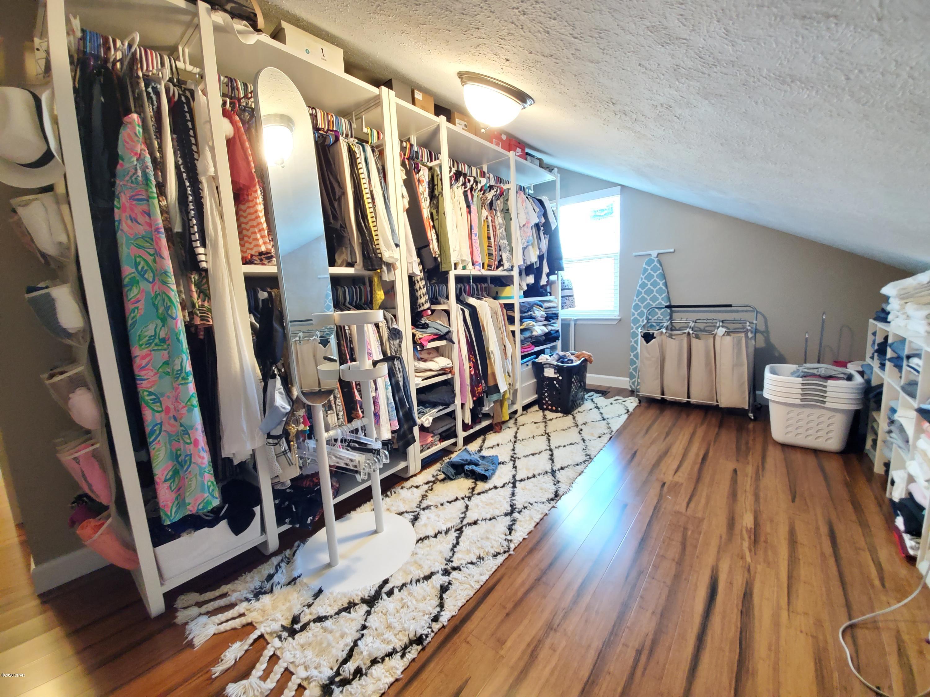 Shadow Bay Unit 1 - Residential