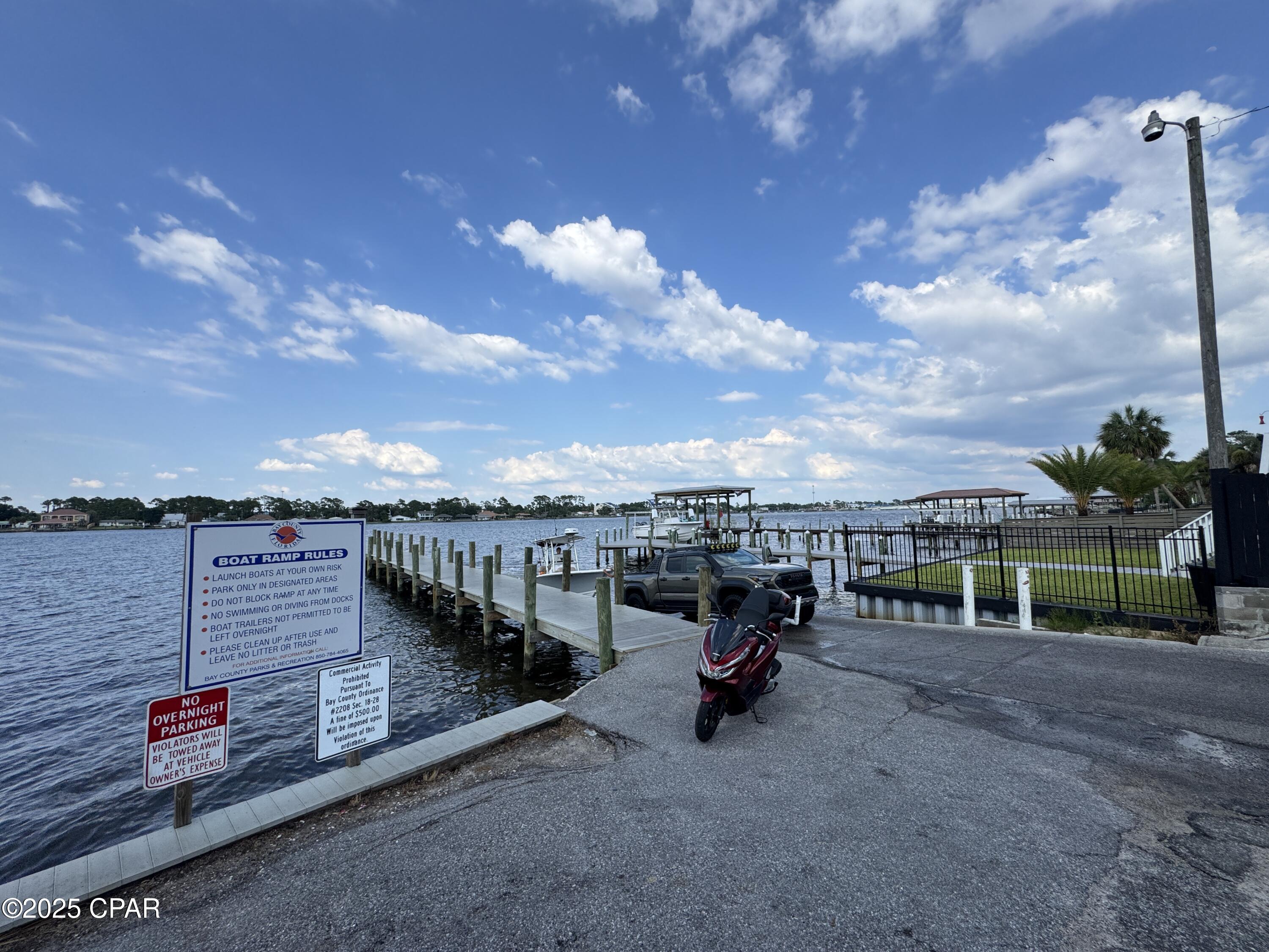 Baltimore Beach - Land