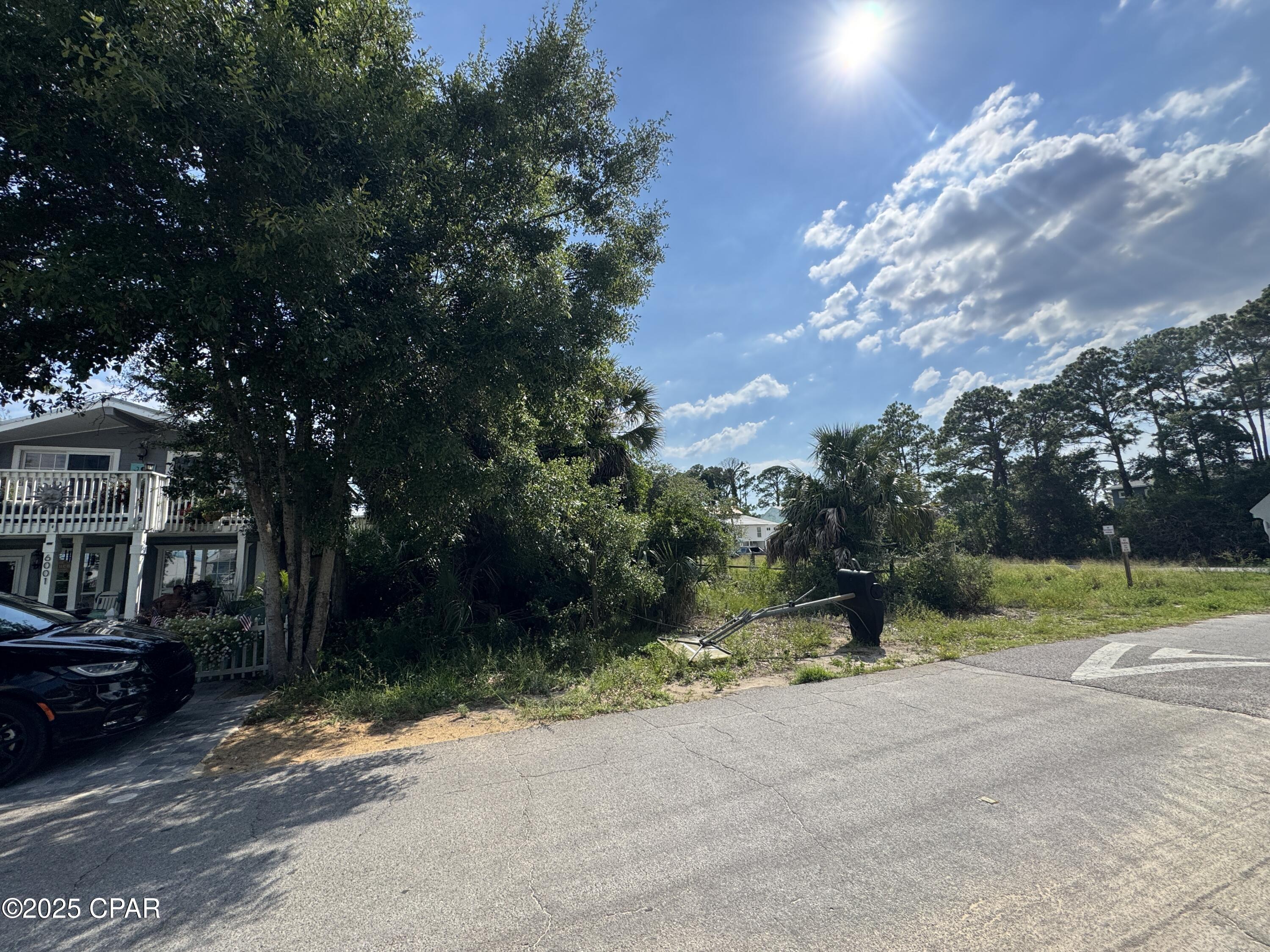 Baltimore Beach - Land