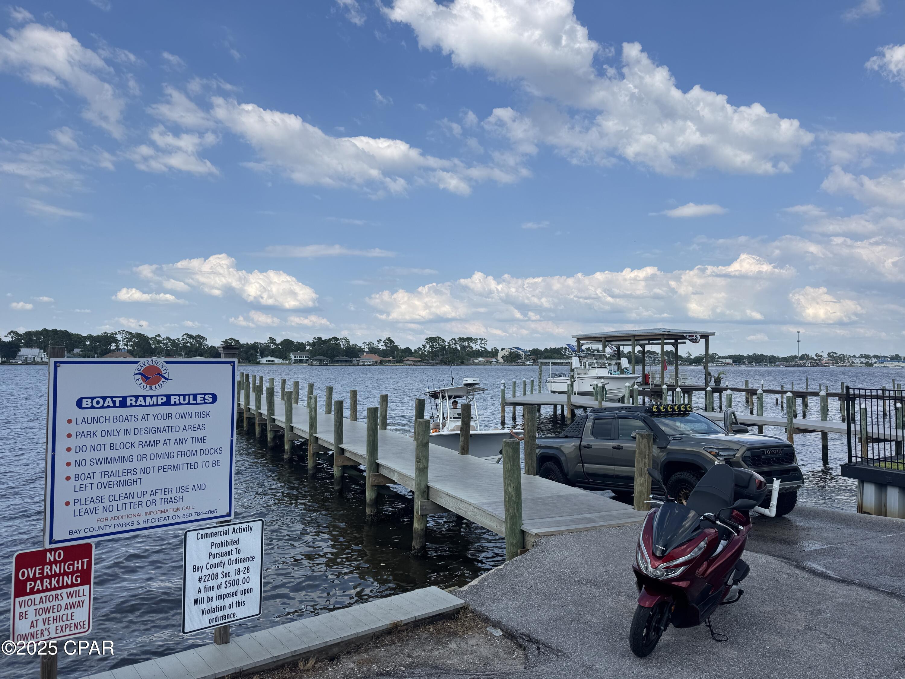 Baltimore Beach - Land