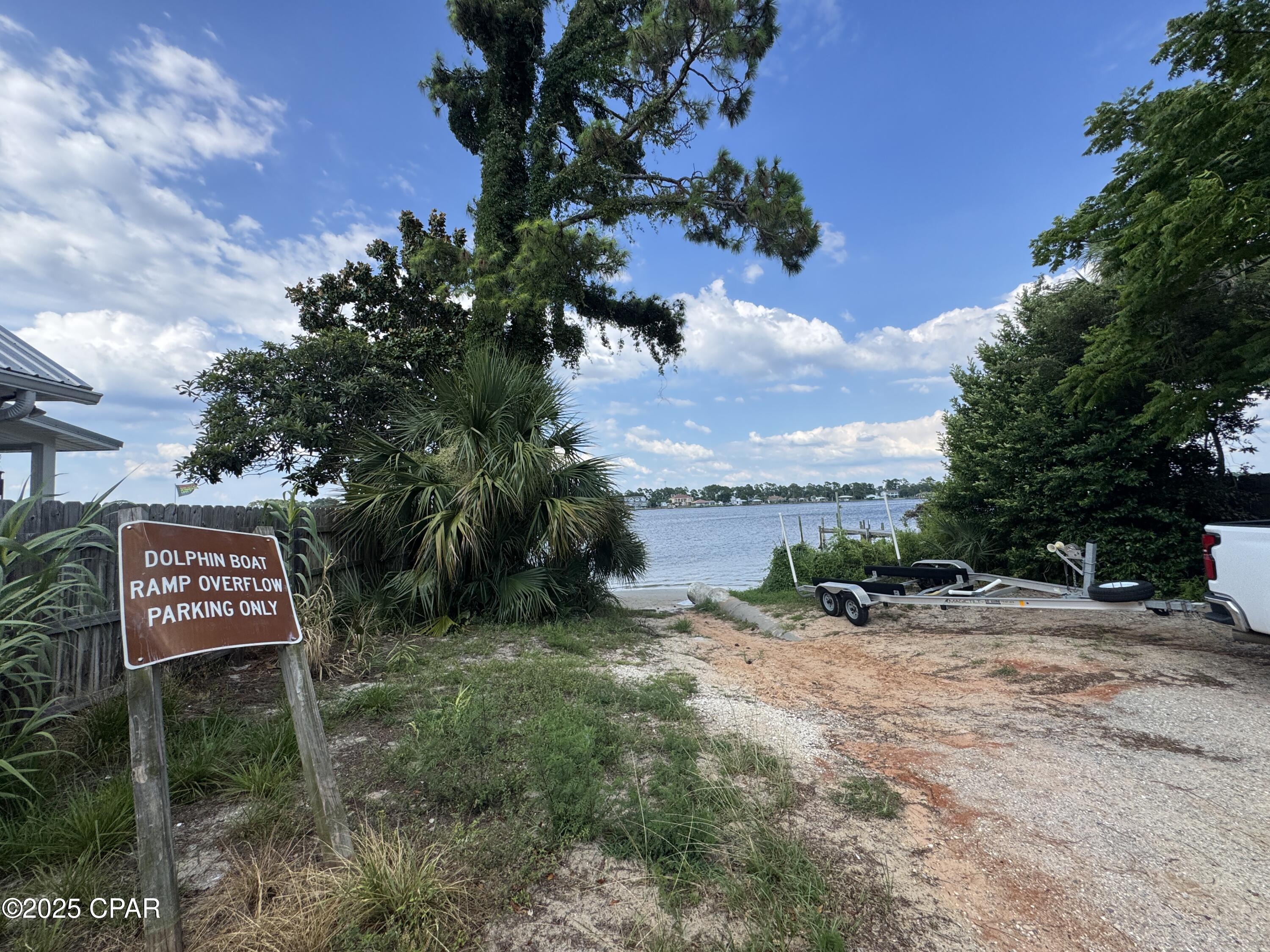 Baltimore Beach - Land