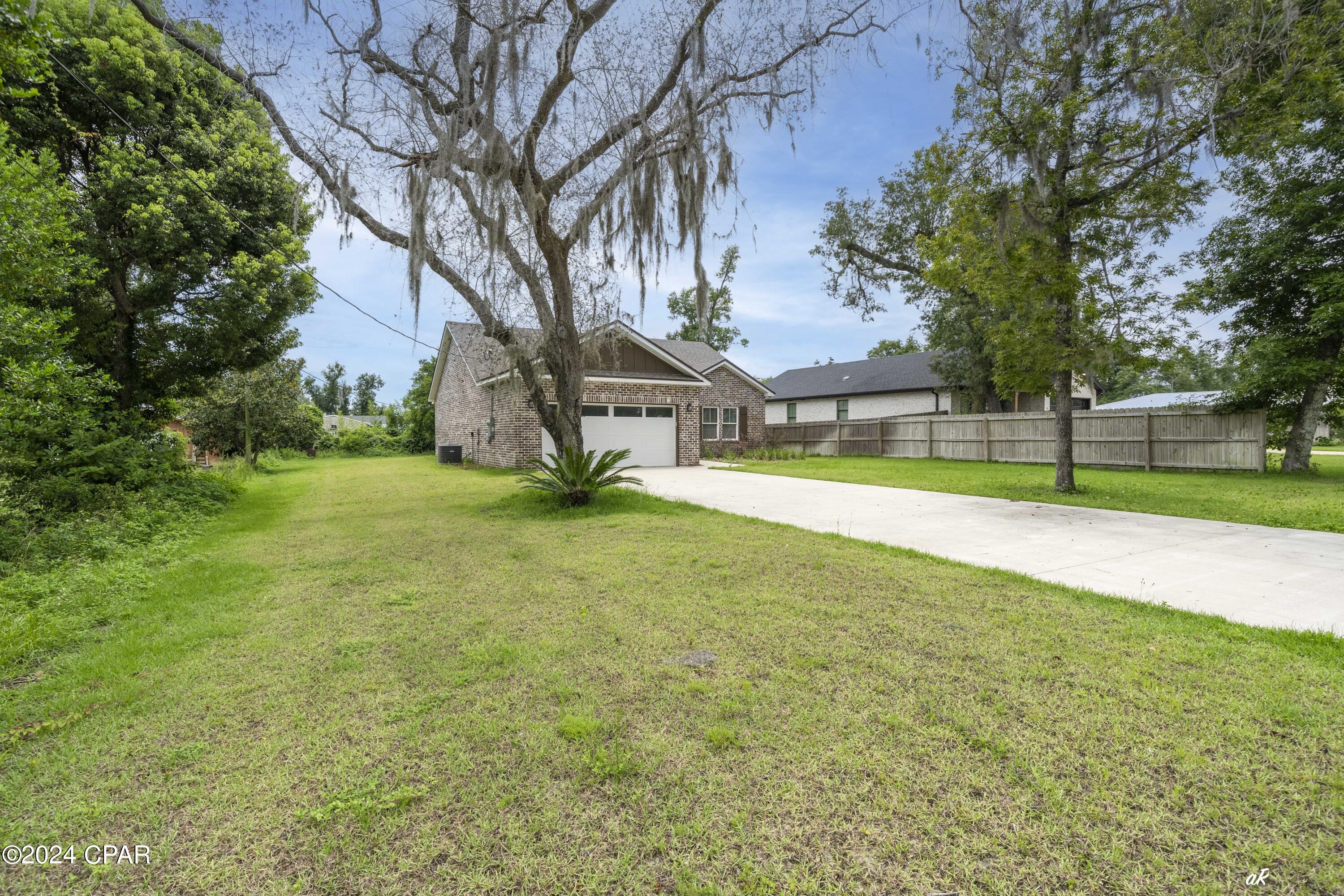 [No Recorded Subdiv] - Residential Lease