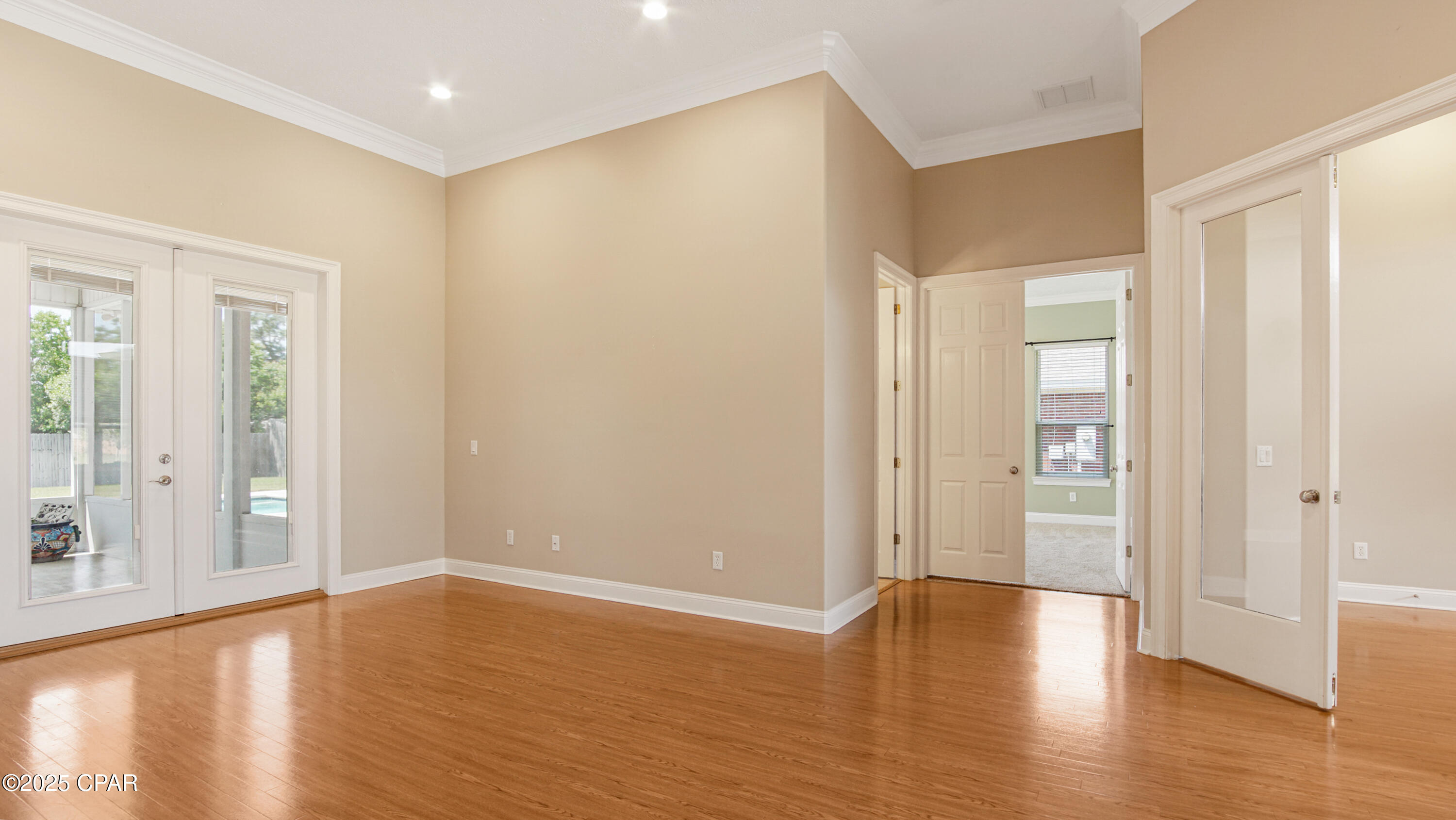 Huntington Ridge - Residential