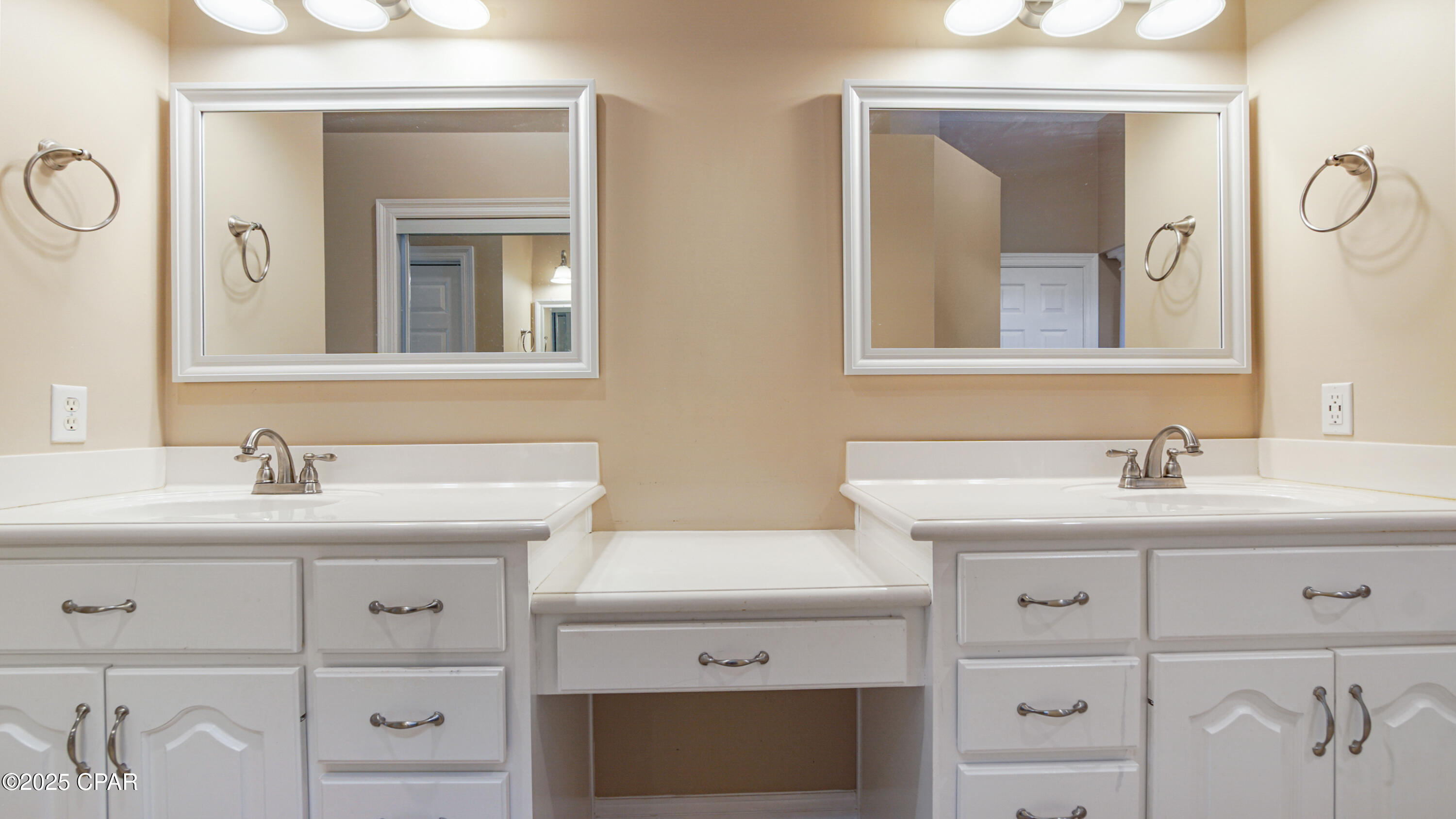 Huntington Ridge - Residential