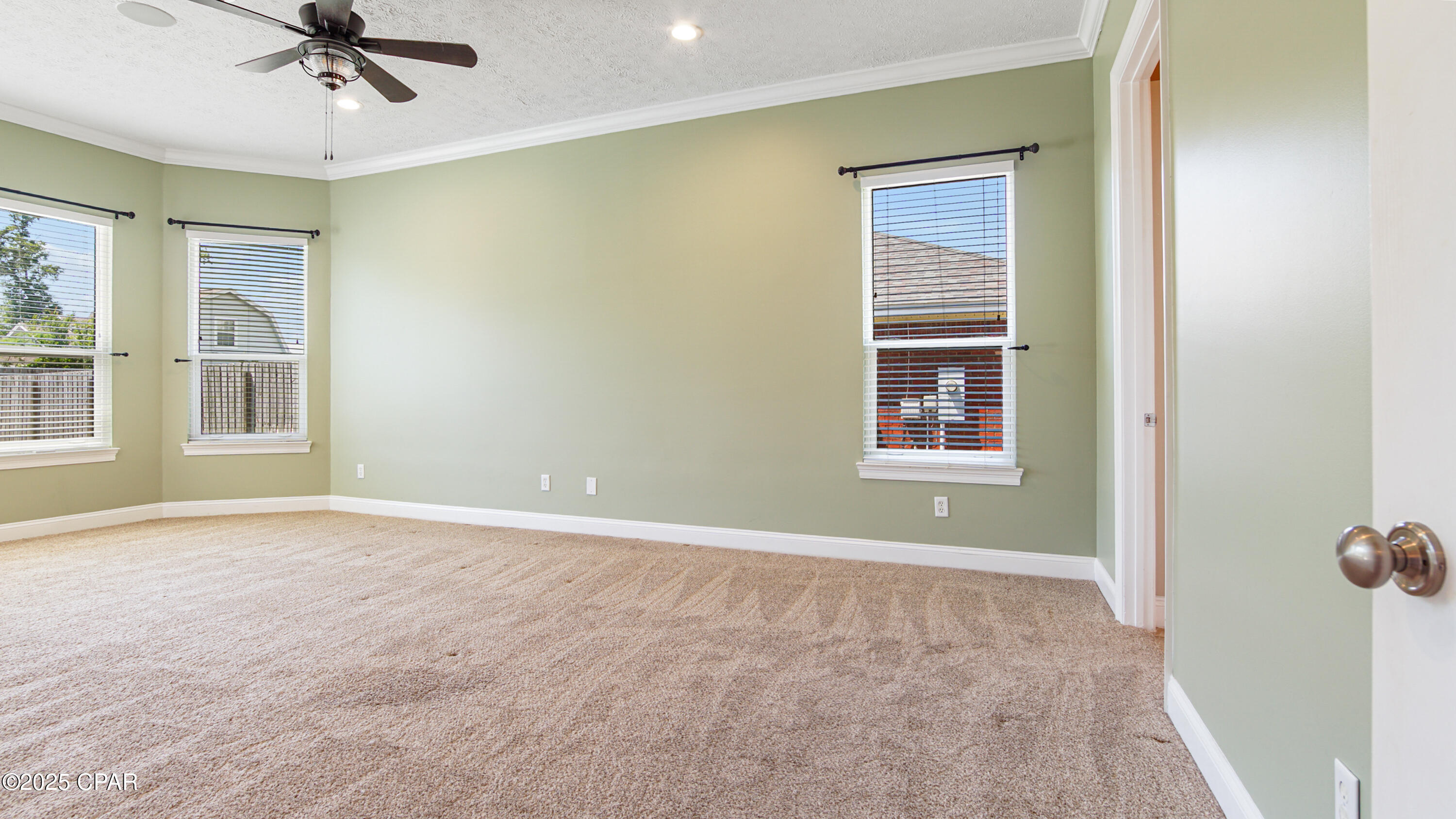 Huntington Ridge - Residential