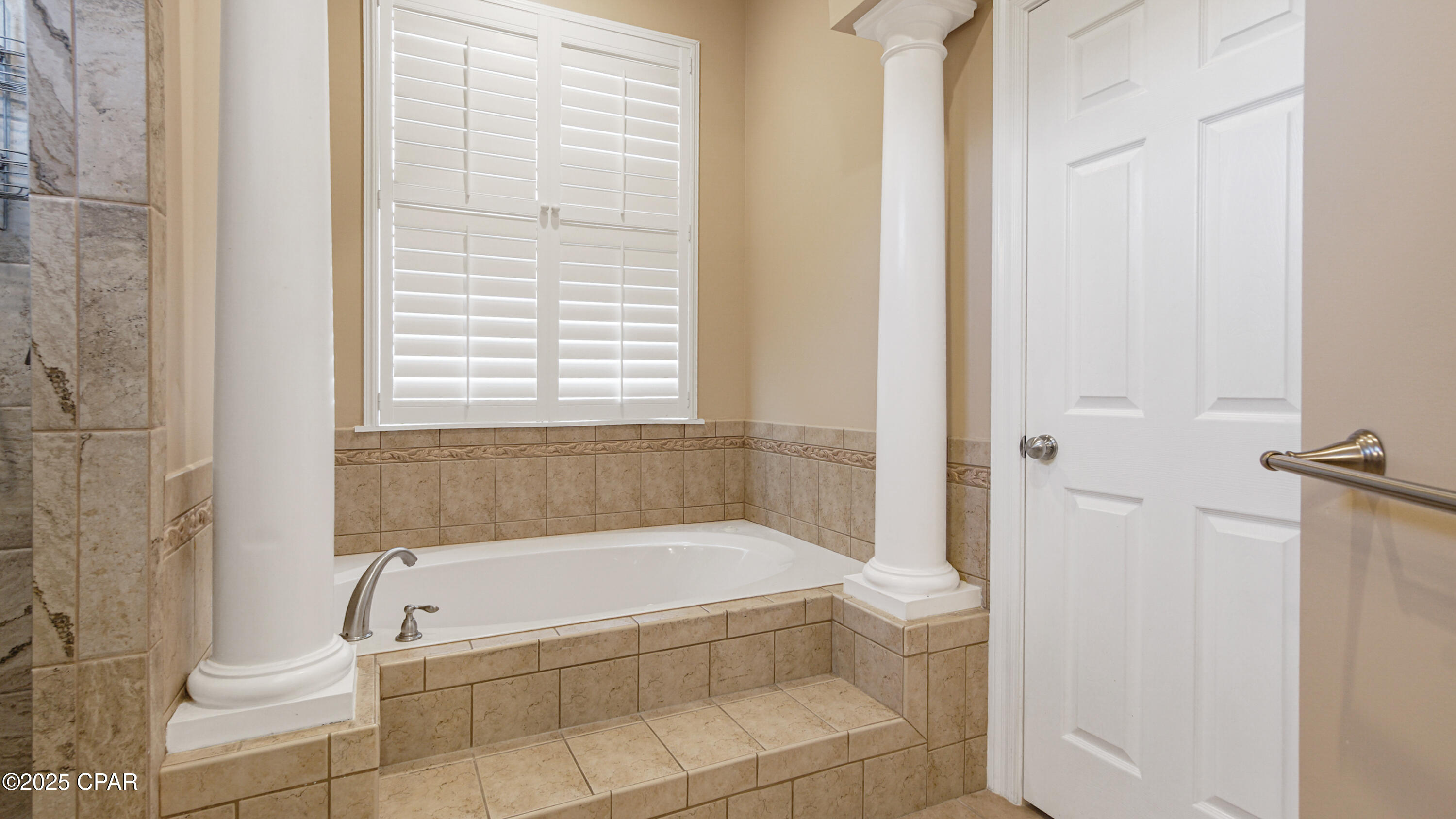 Huntington Ridge - Residential