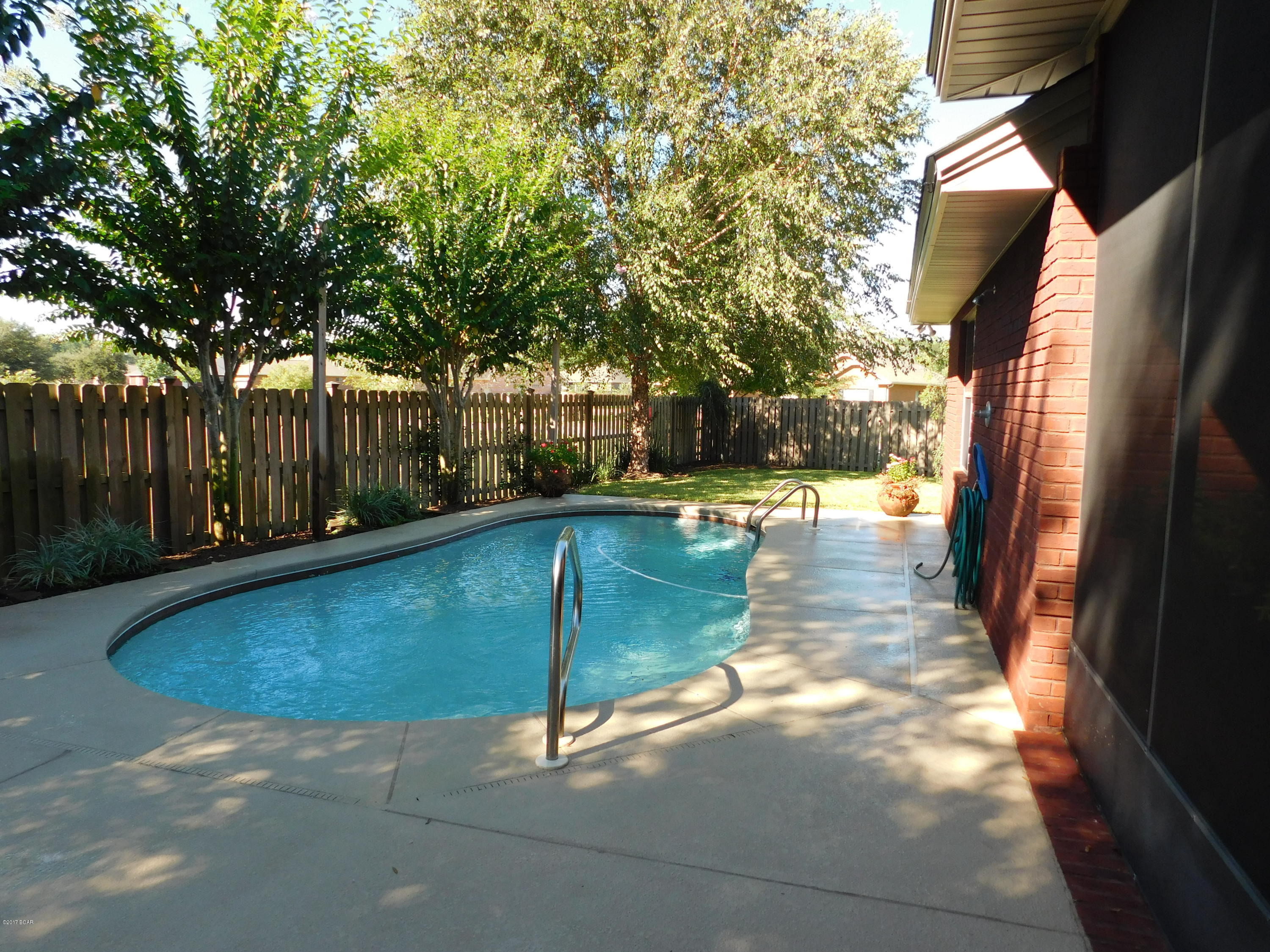 The Meadows & The Pointe - Residential