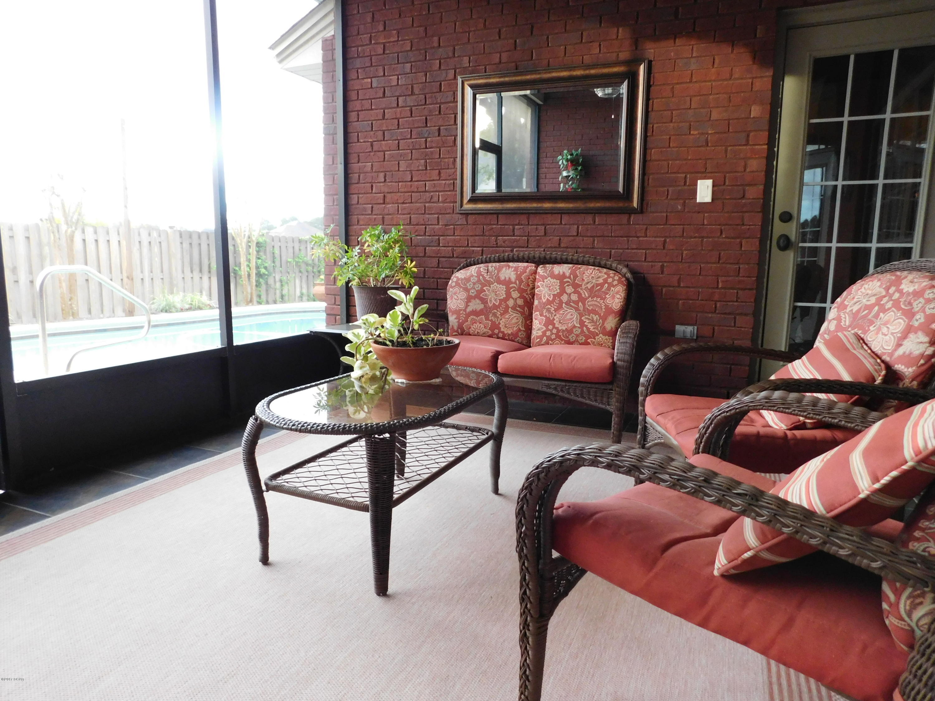 The Meadows & The Pointe - Residential