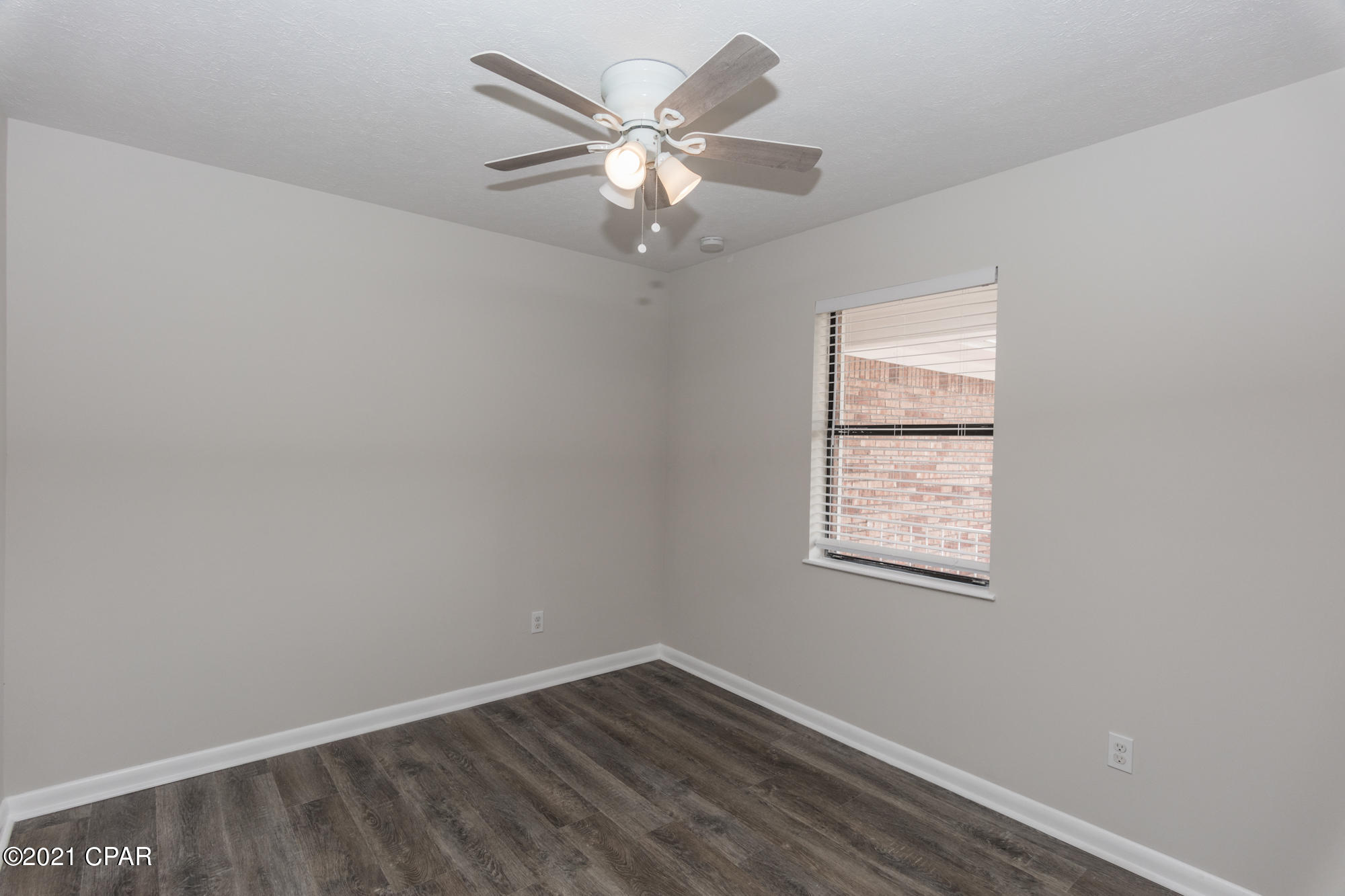 Derby Woods - Residential