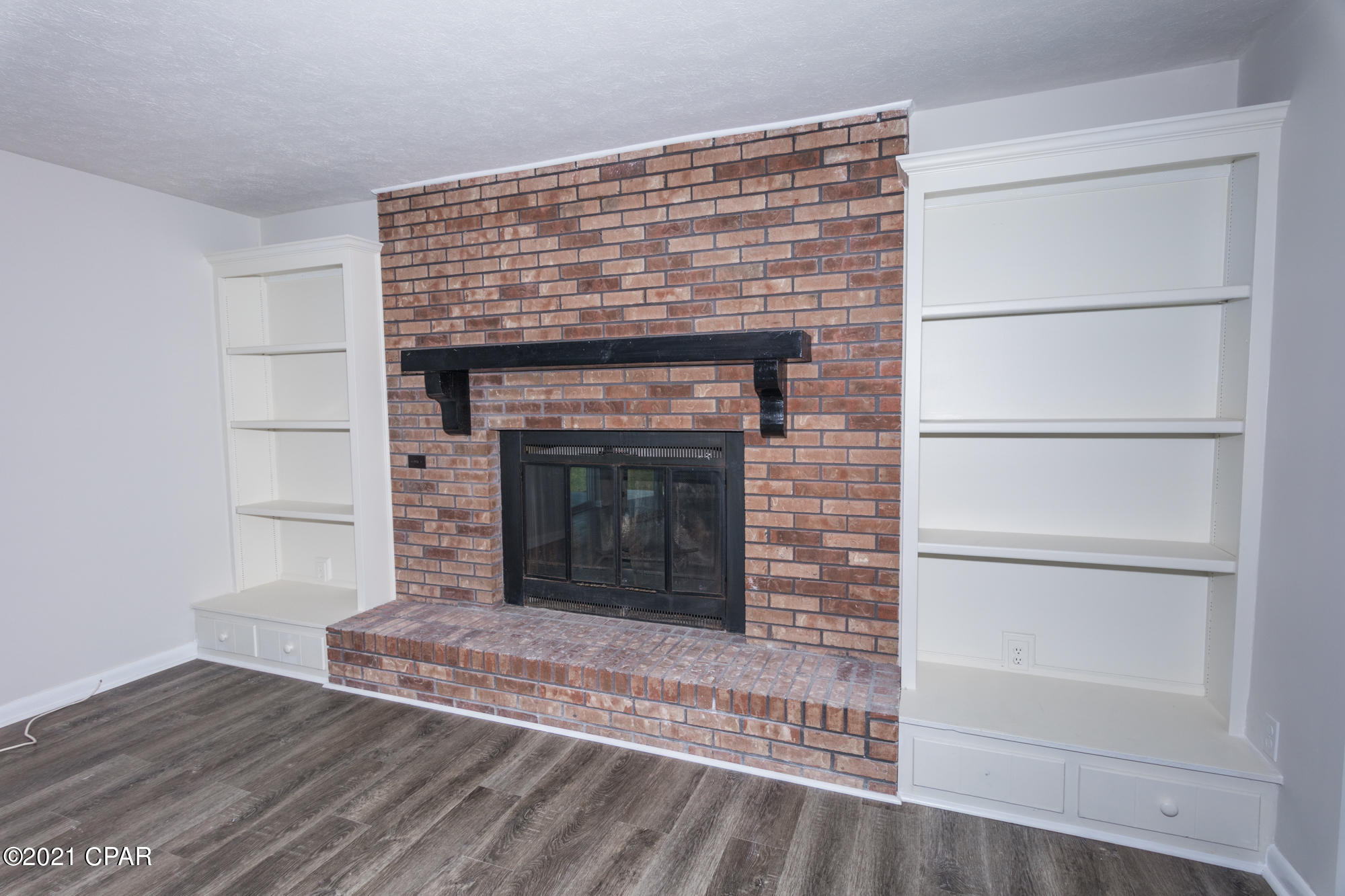 Derby Woods - Residential