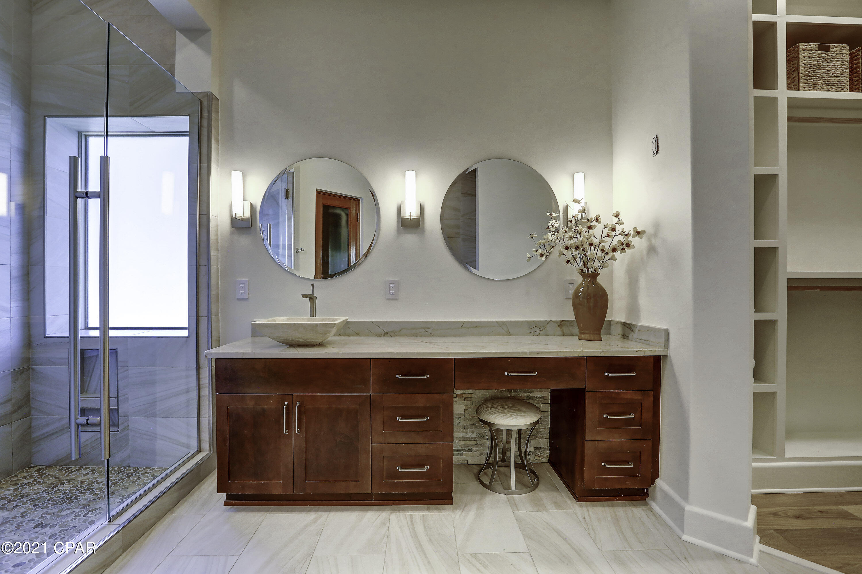 Venetian Villa - Residential