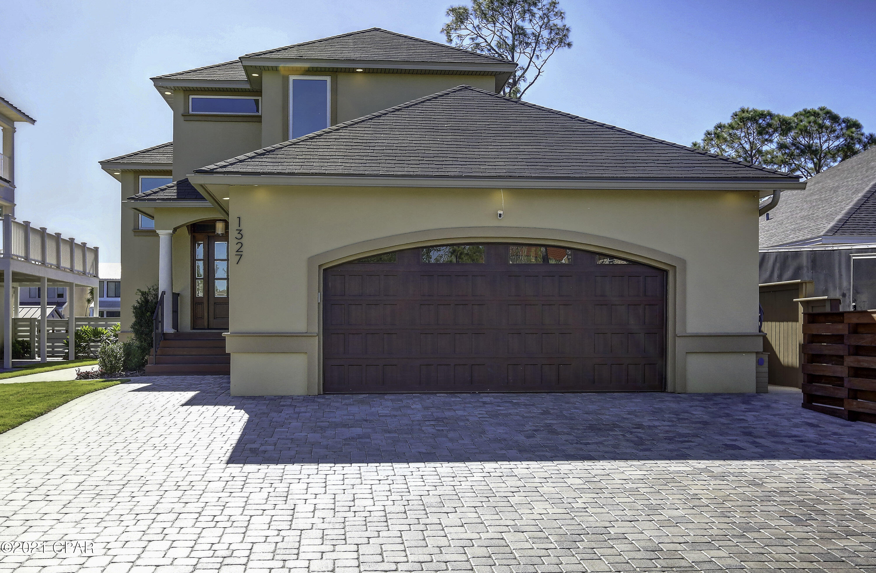 Venetian Villa - Residential