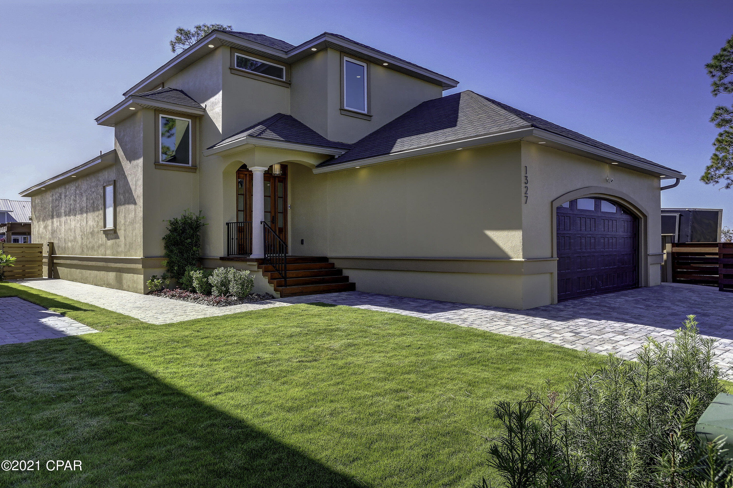 Venetian Villa - Residential