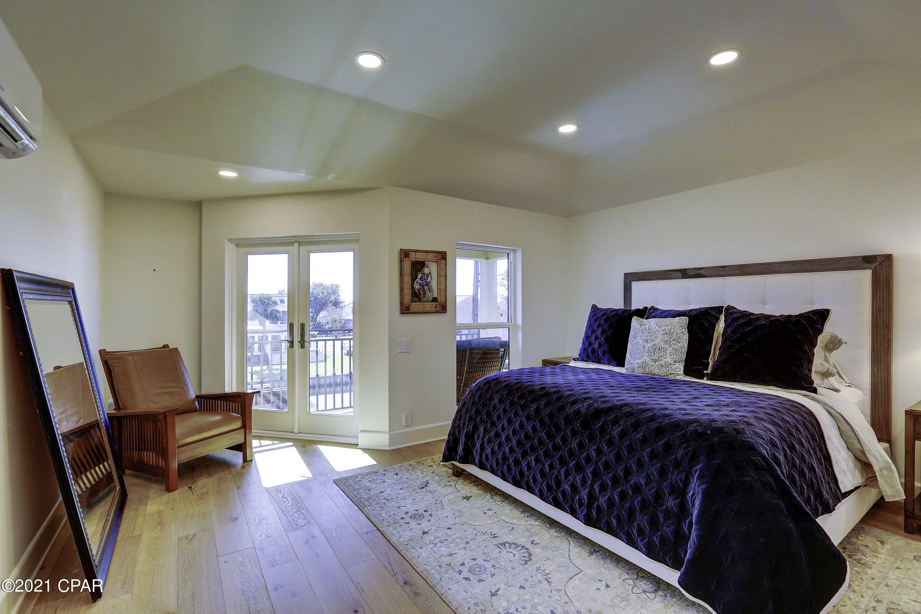 Venetian Villa - Residential