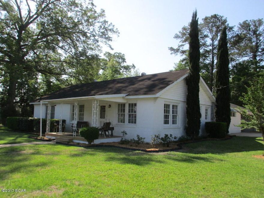 Nice, large home in Marianna… 1,928 square feet… 2 bedroom, 2 bath… Spacious family room that’s great for entertaining… Formal living & dining room… Big kitchen with lots of counter space… Large master bedroom… Beautiful corner lot with chain link fenced backyard… Storage building with electricity… Nice covered patio and picnic table to enjoy your morning coffee.  Call today for your appointment to see this home!