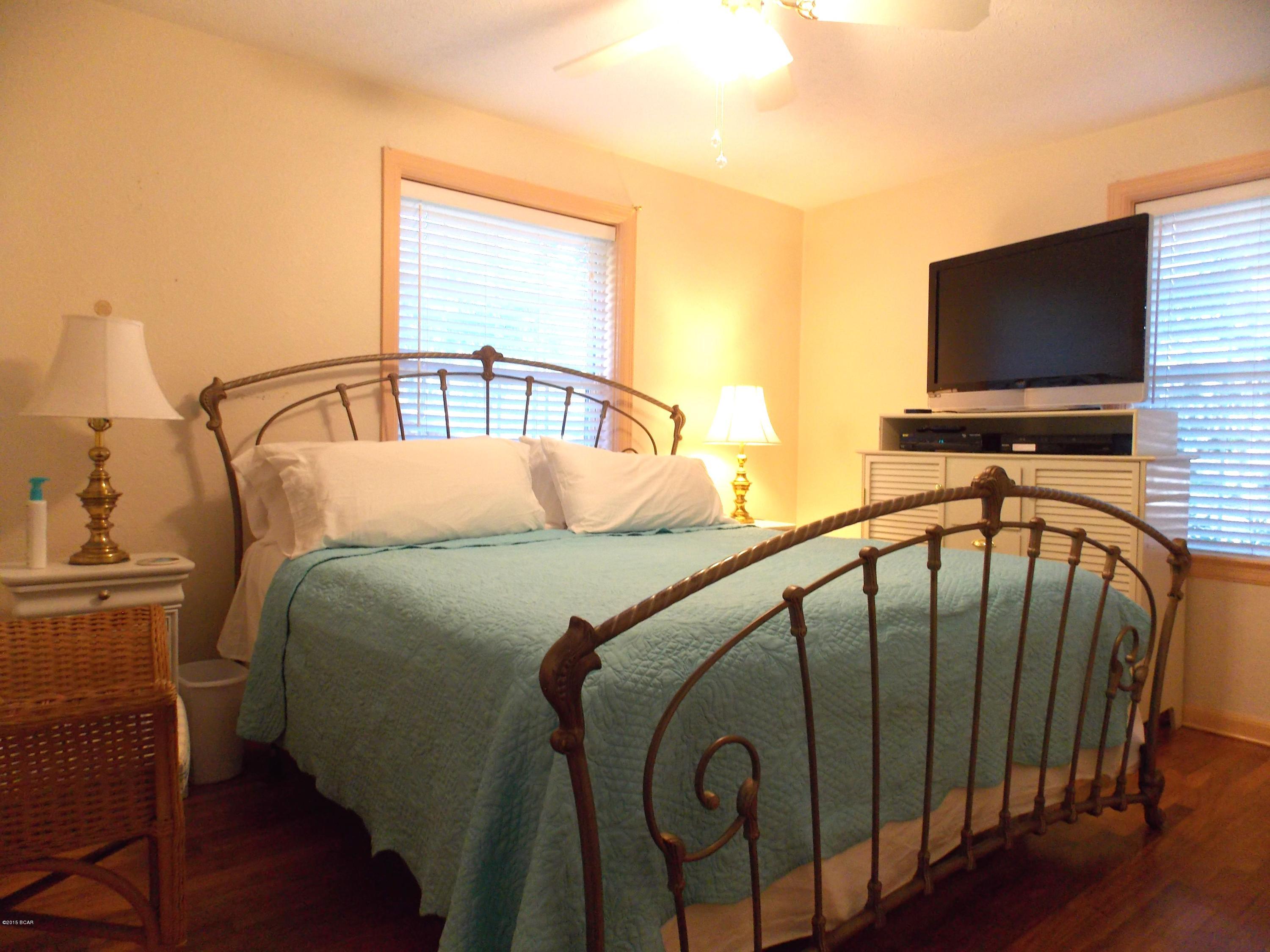 Cove Terrace 2nd Add - Residential