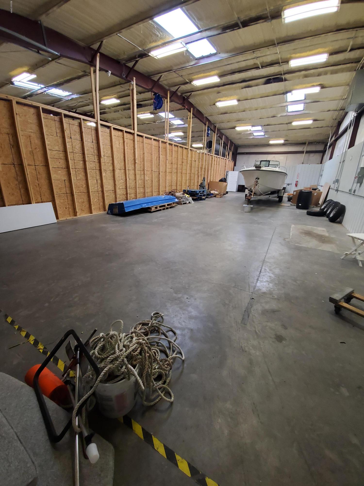 Mcelvey Commercial Park - Commercial Lease