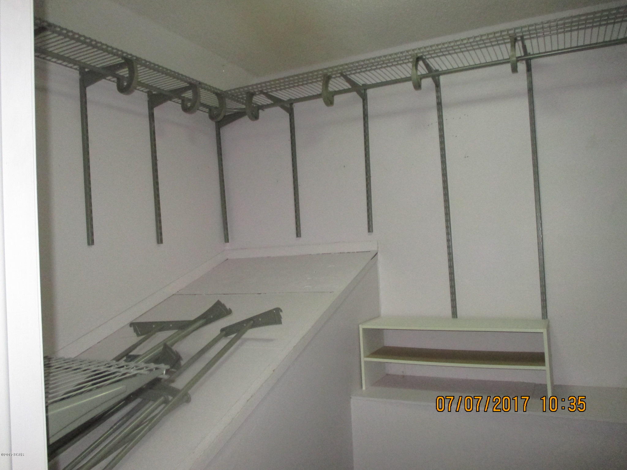 Holiday Beach Unit 16 - Residential Lease