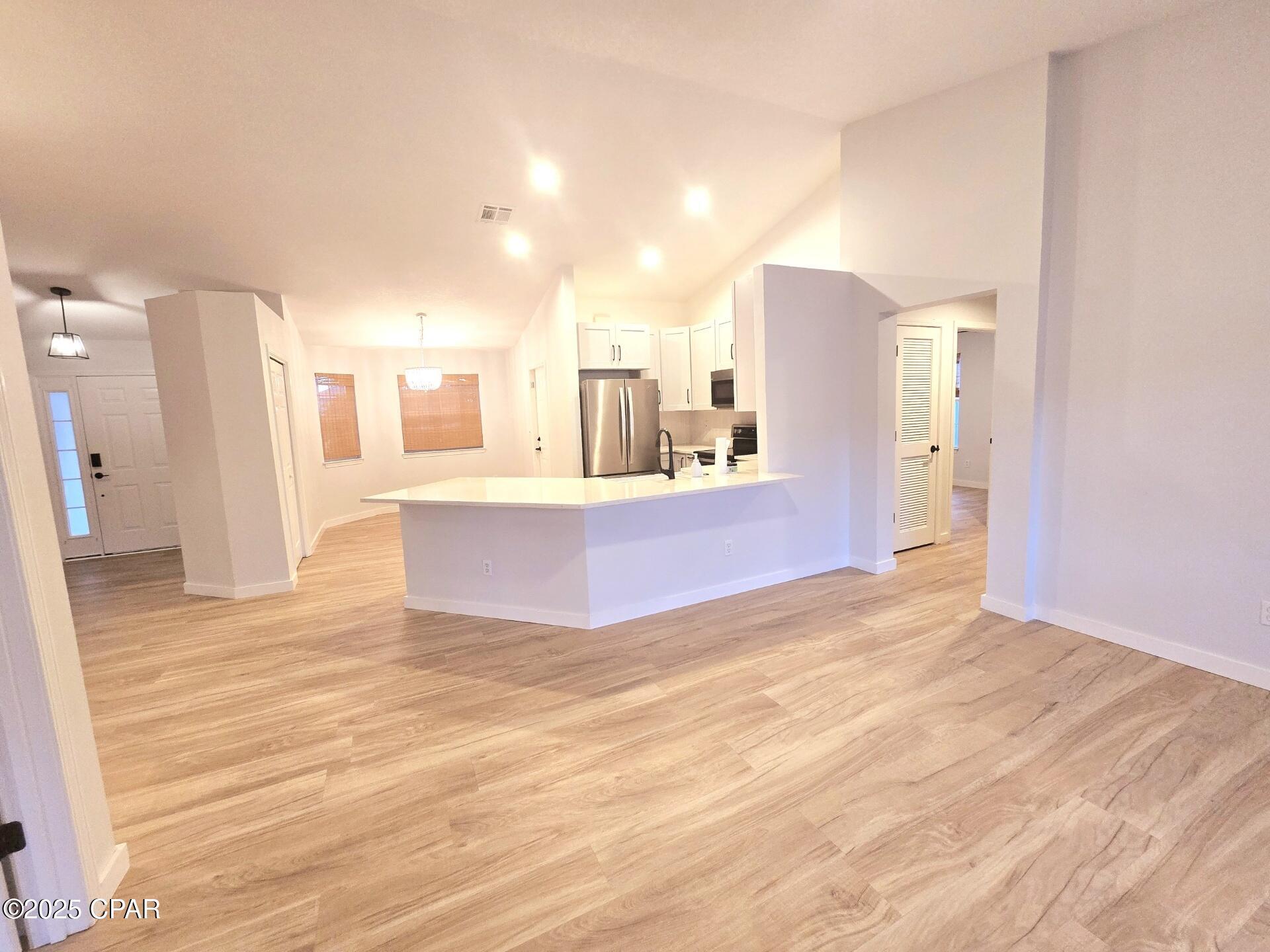 [No Recorded Subdiv] - Residential Lease