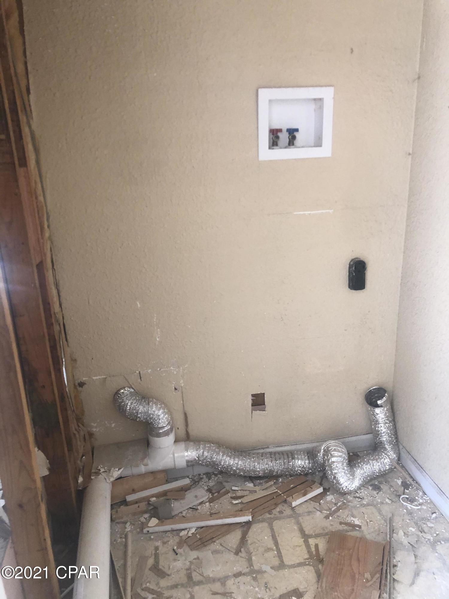 Silver Sands Unit 1 - Residential