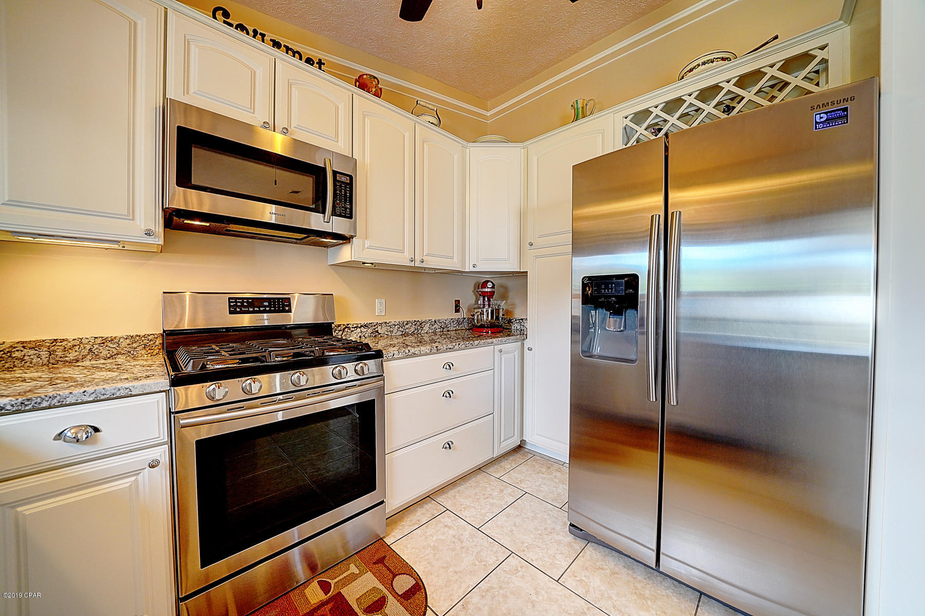 Summer Breeze - Residential