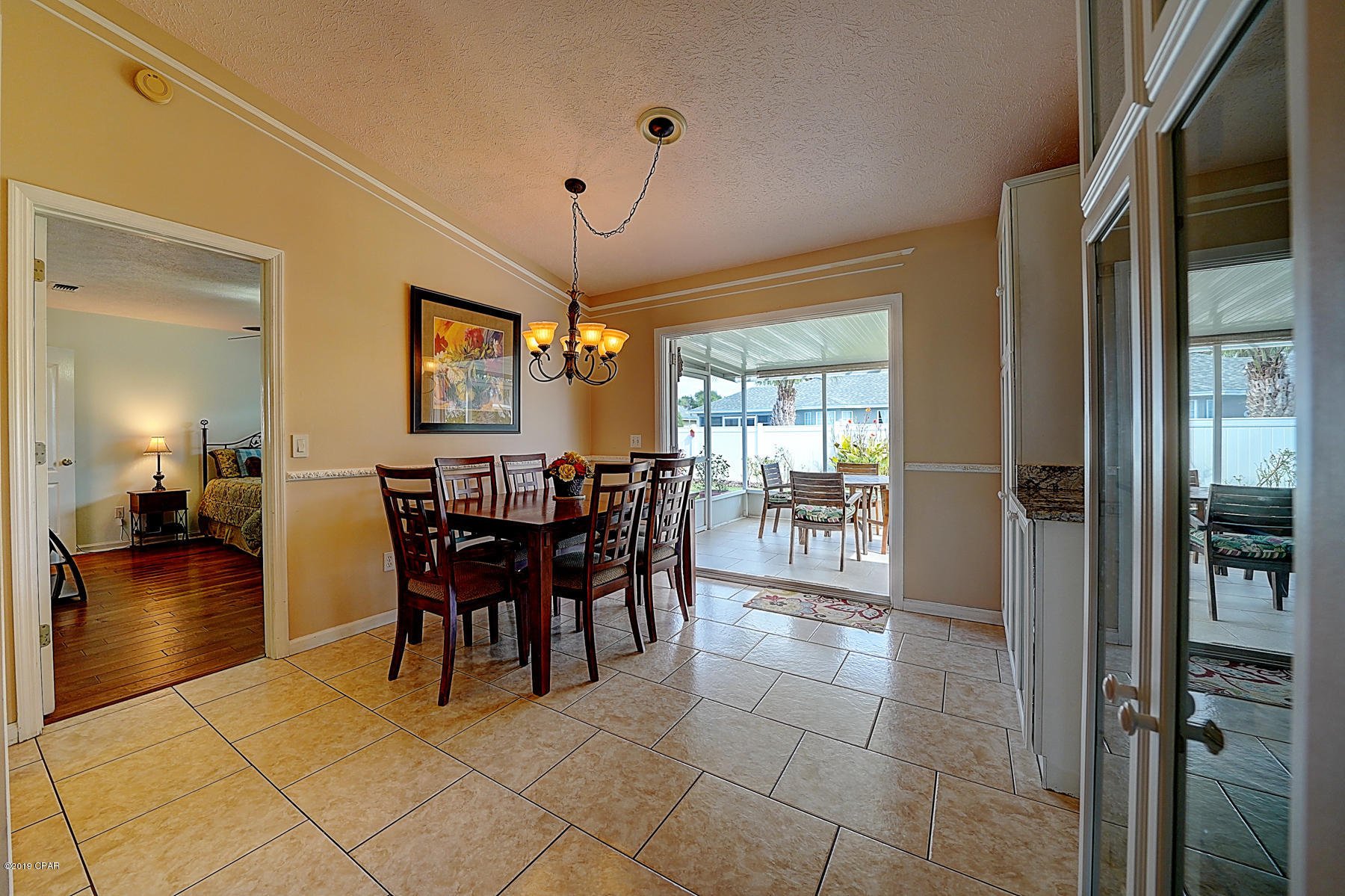 Summer Breeze - Residential