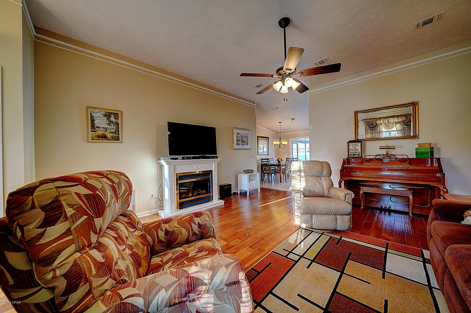 Summer Breeze - Residential