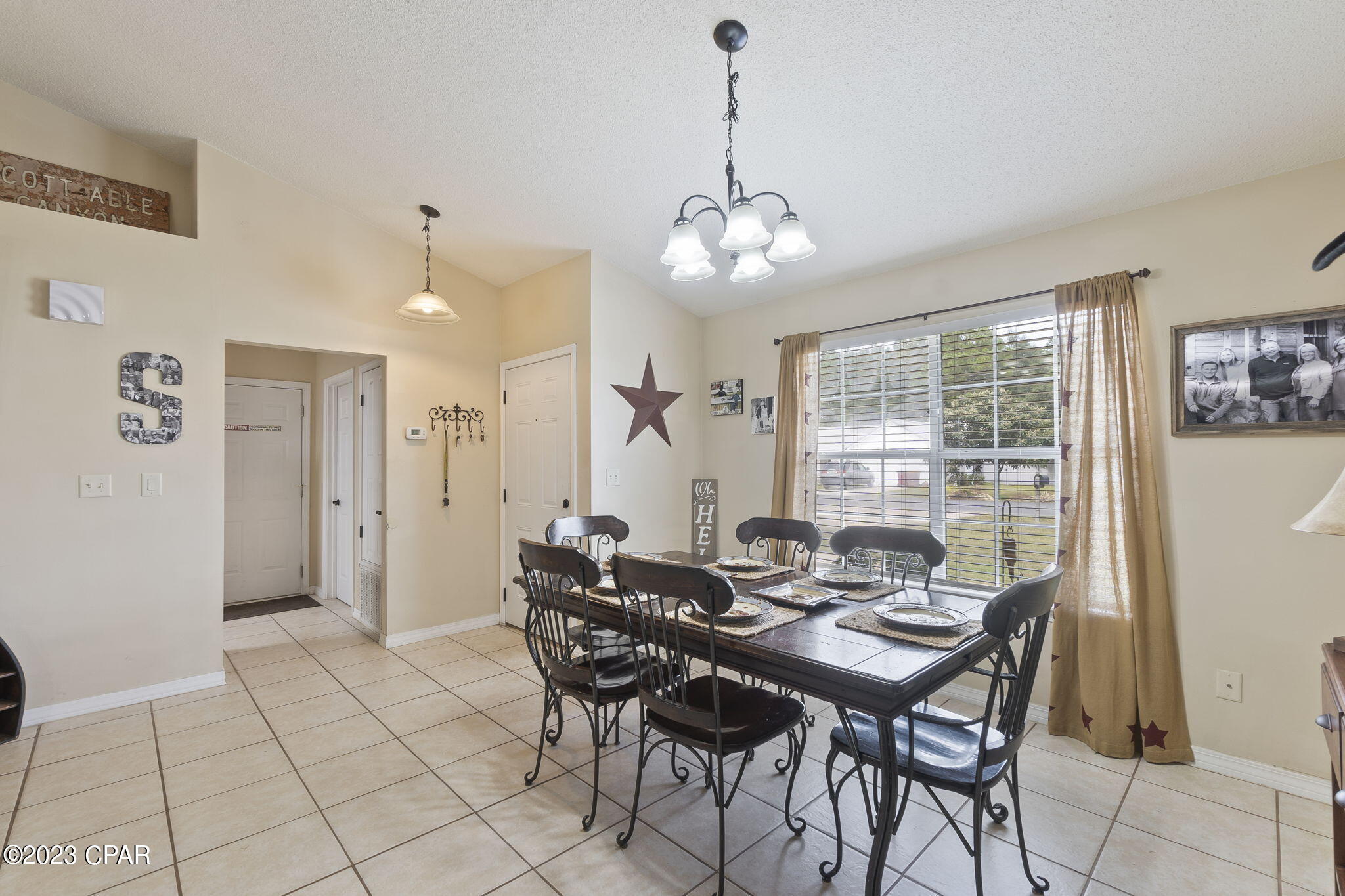 Country Breeze Estates - Residential