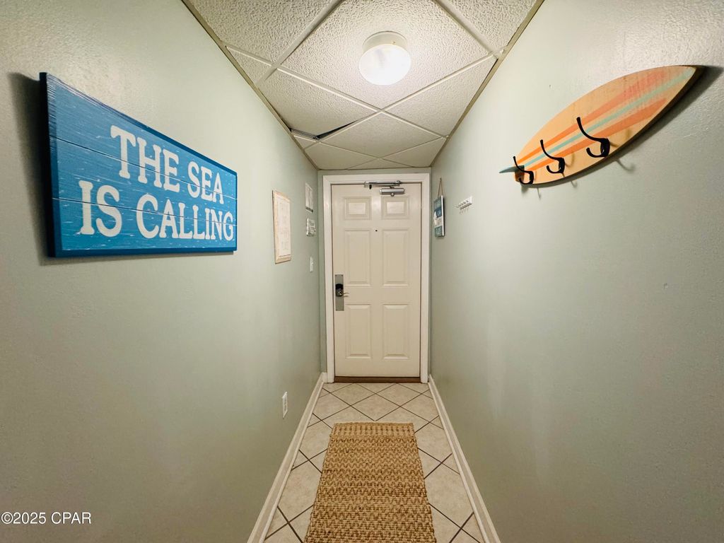 listing image 0
