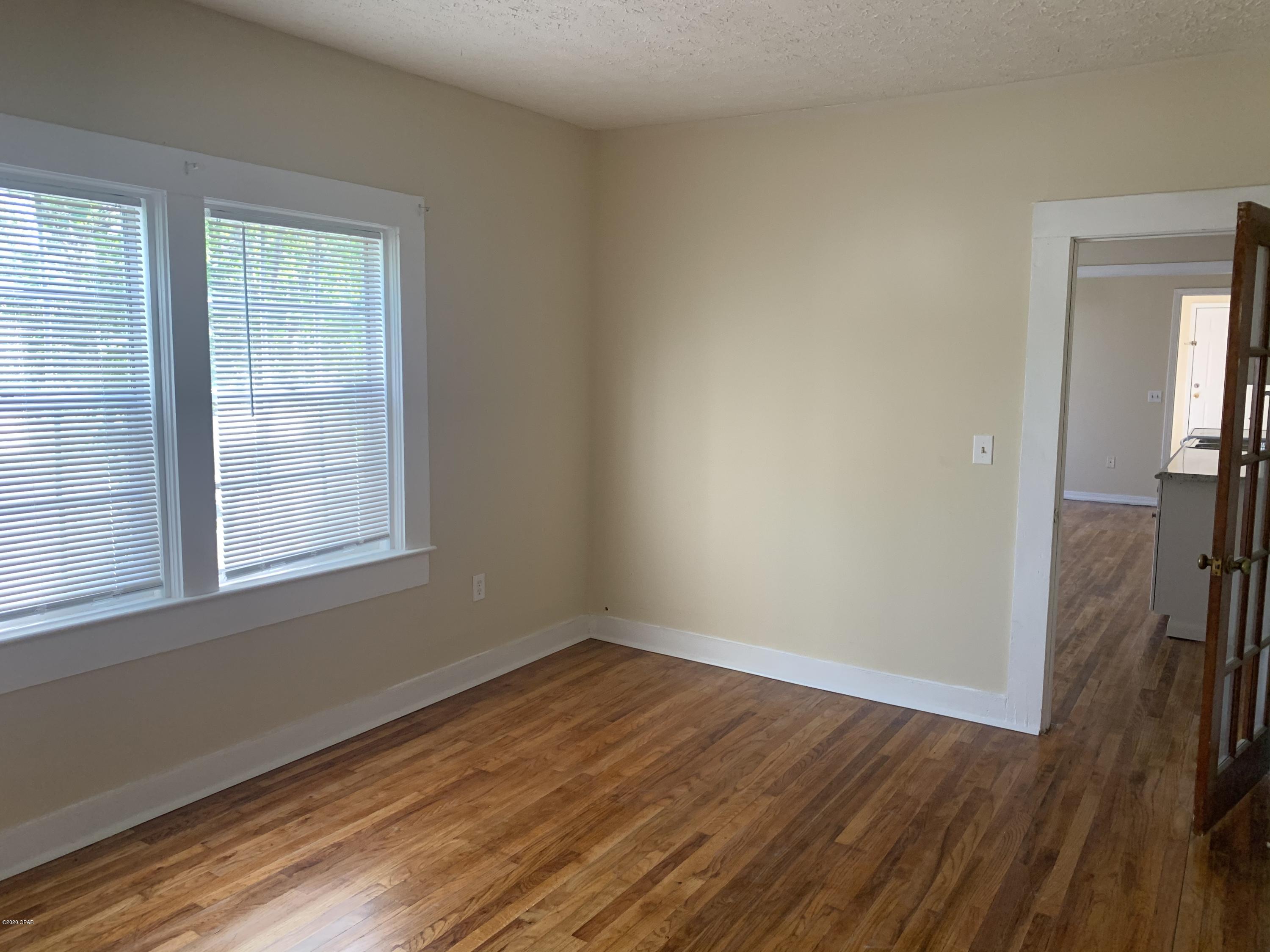 [No Recorded Subdiv] - Residential Lease